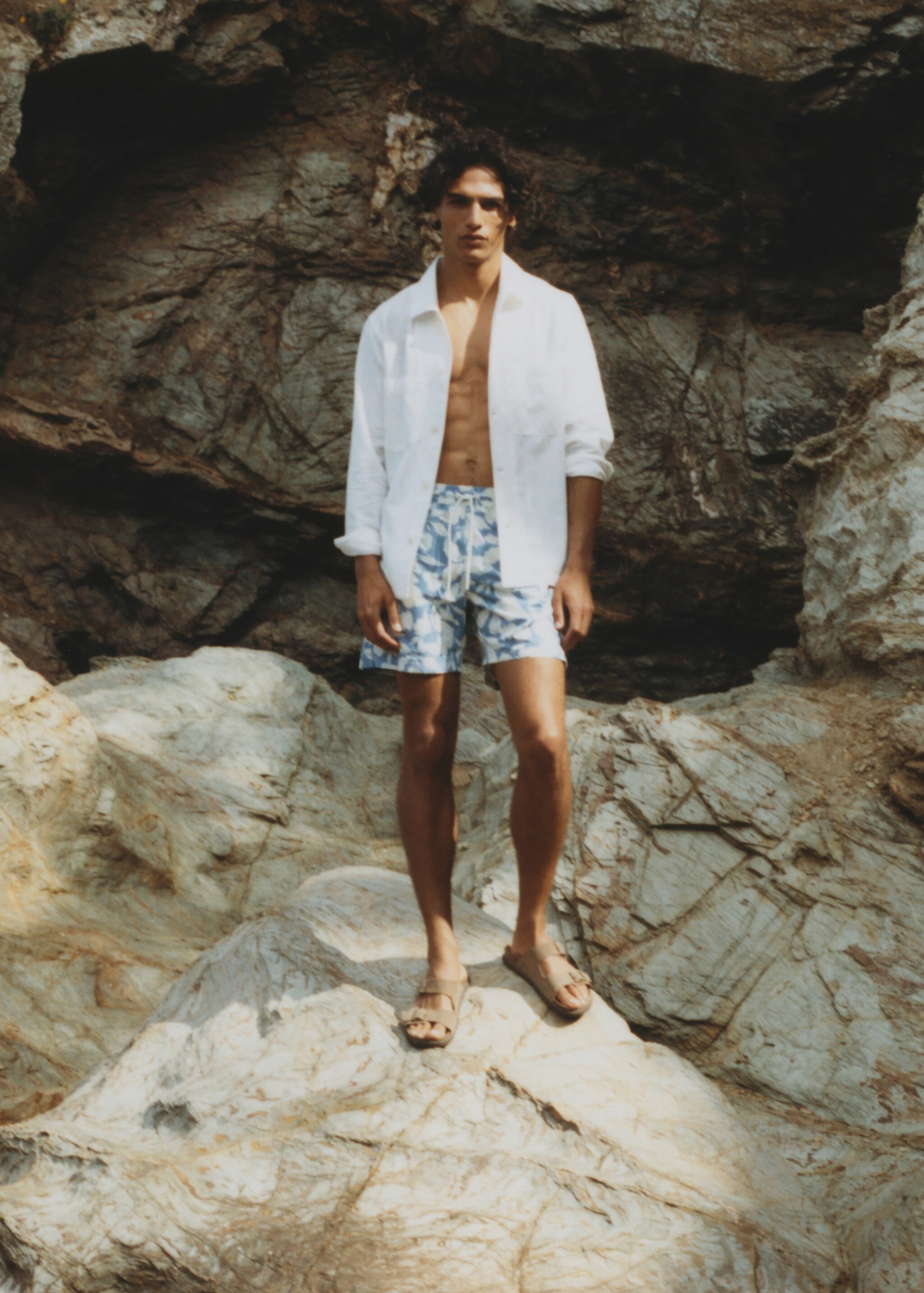 Badeshorts mit floralem Dessin - Detail des Artikels 5, Blau. Ref: 87005984-00.