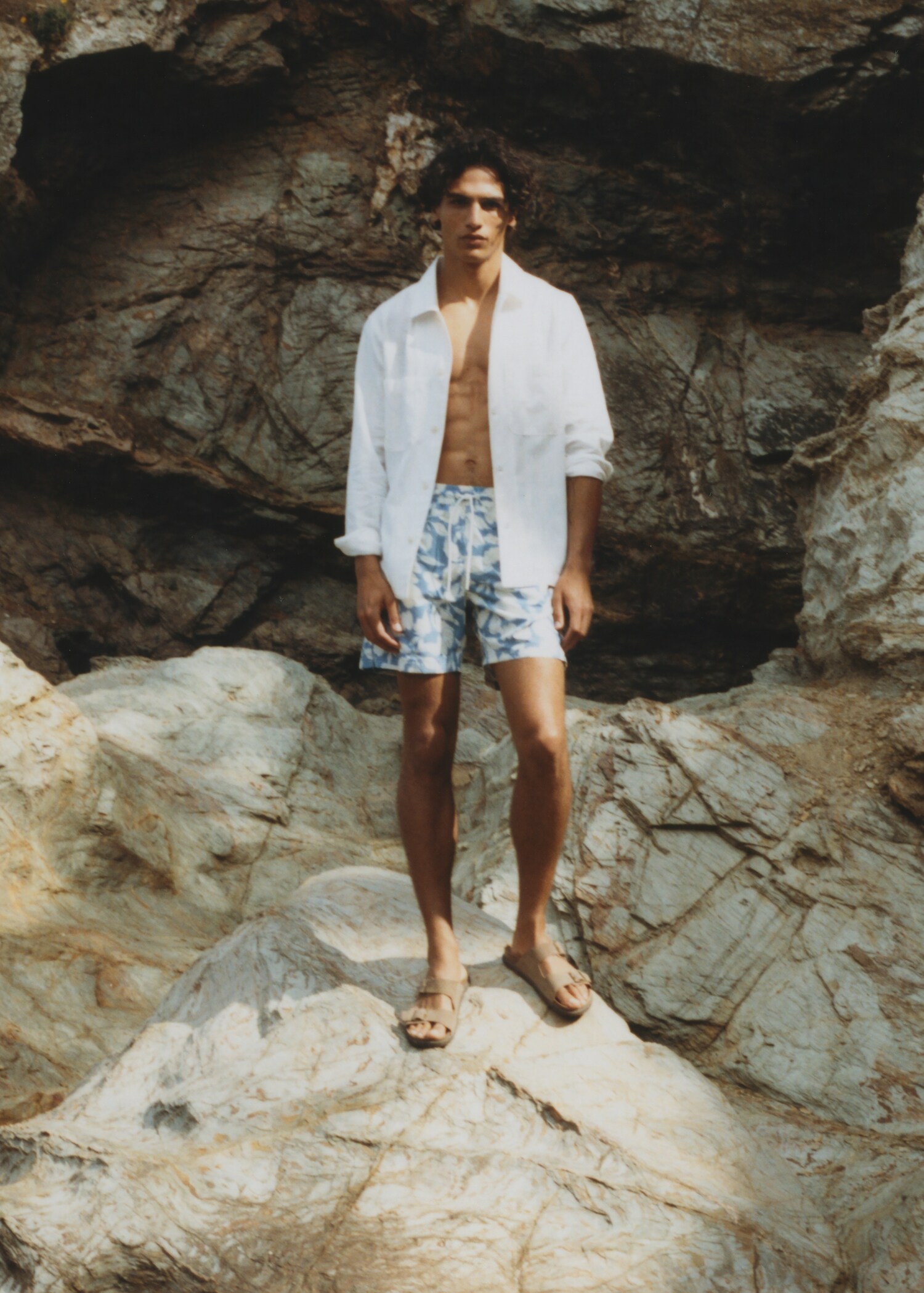 Badeshorts mit floralem Dessin - Detail des Artikels 5