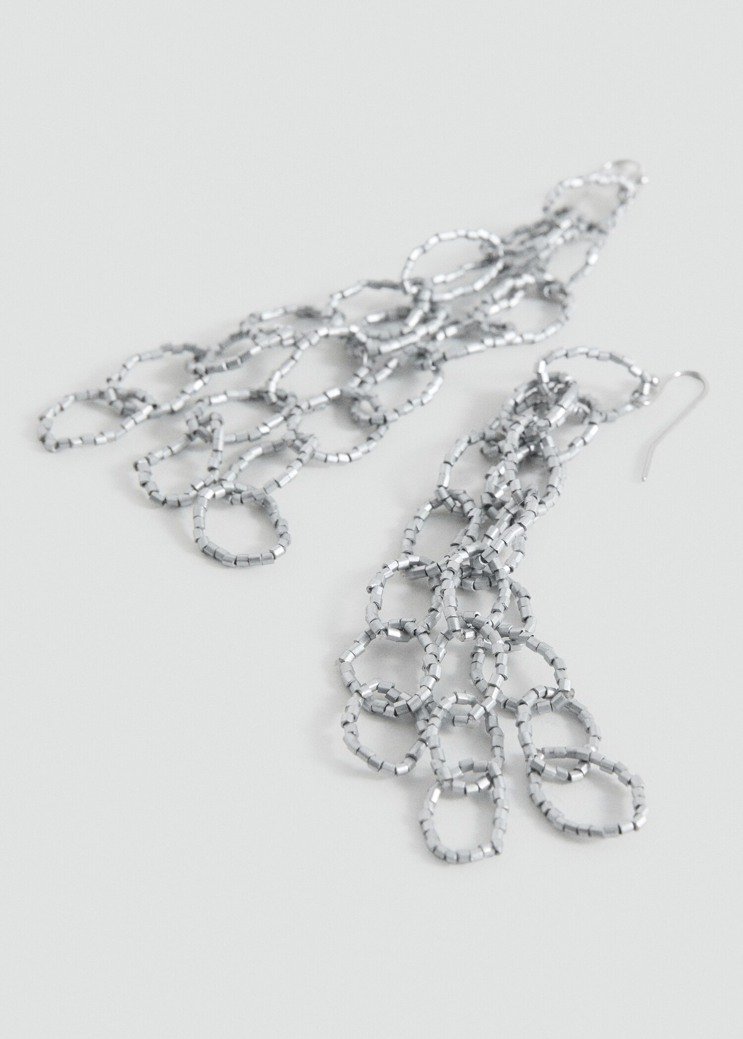 Long earrings with intertwined hoops - Medium plane