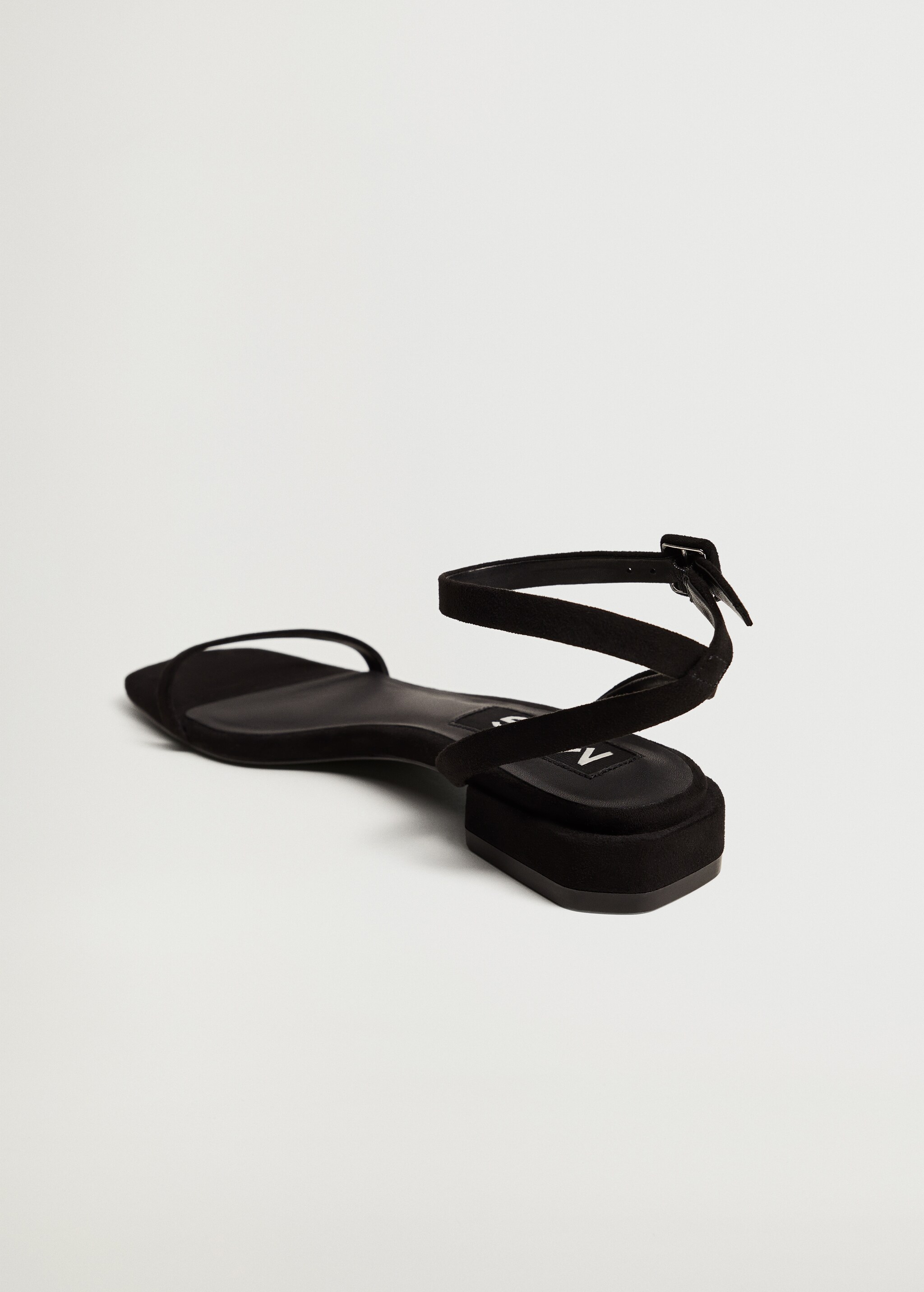 Ankle-cuff sandals - Details of the article 3