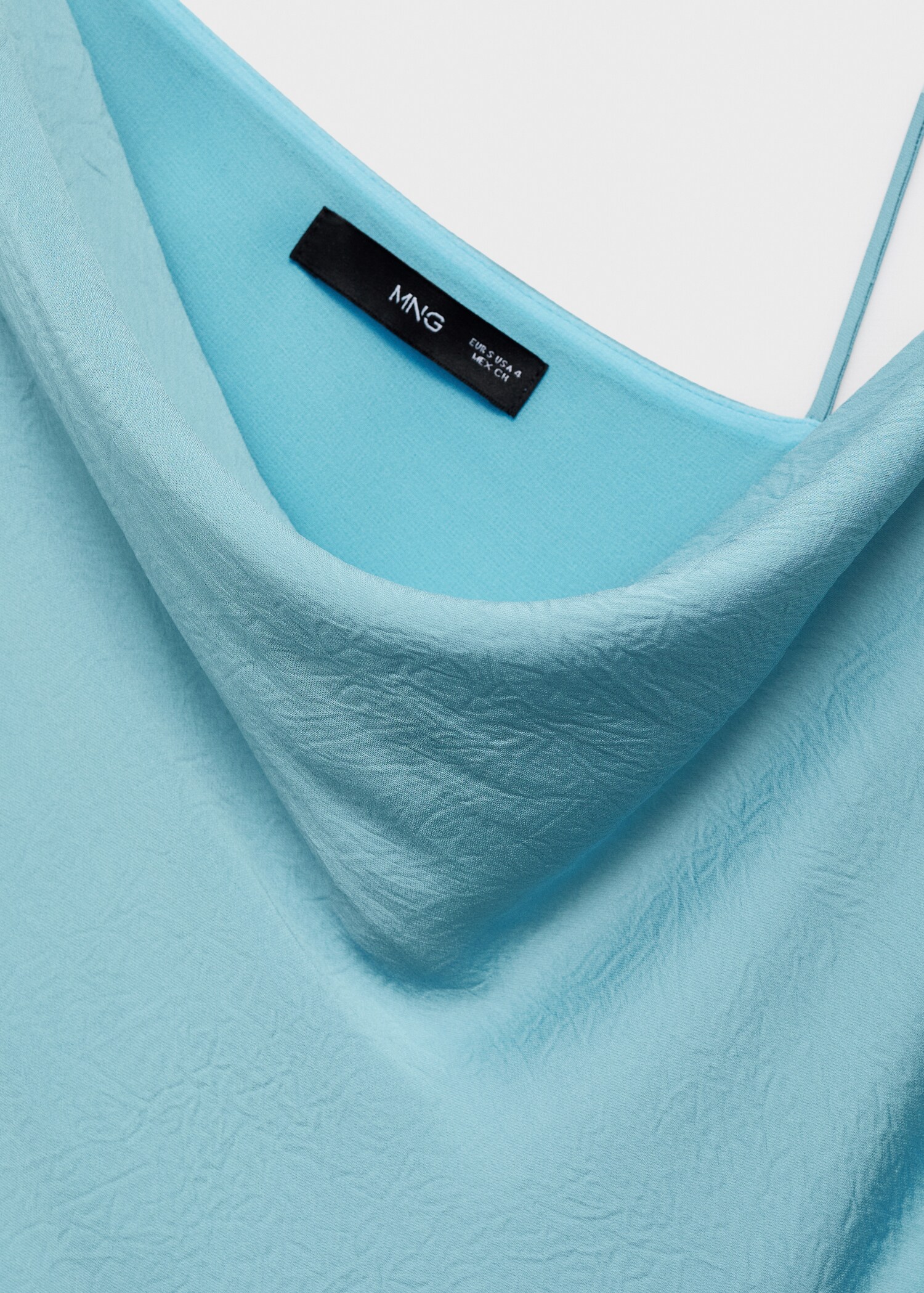 Asymmetrisches Kleid mit Knittereffekt - Detail des Artikels 8