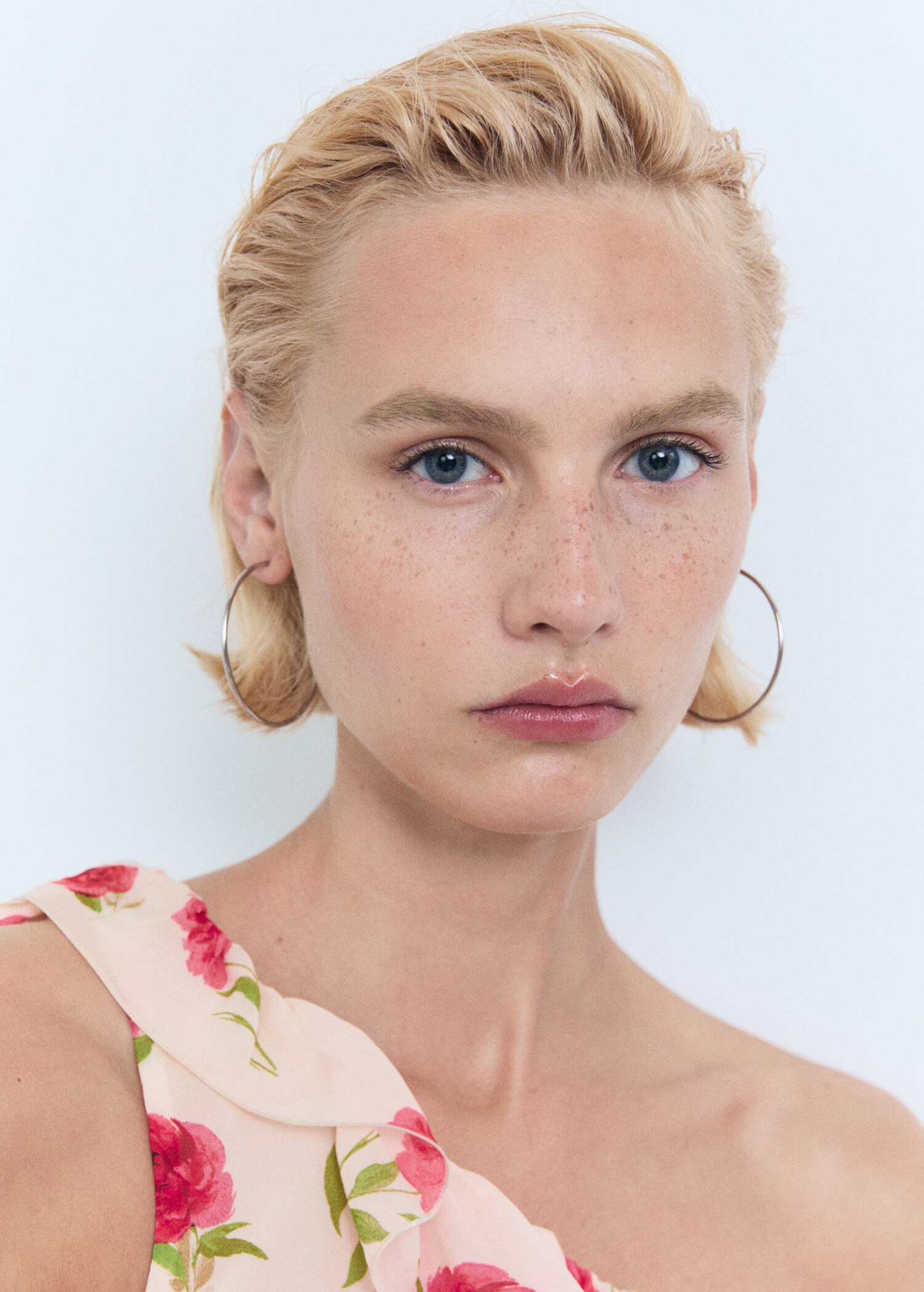 Floral ruffled dress - Details of the article 1