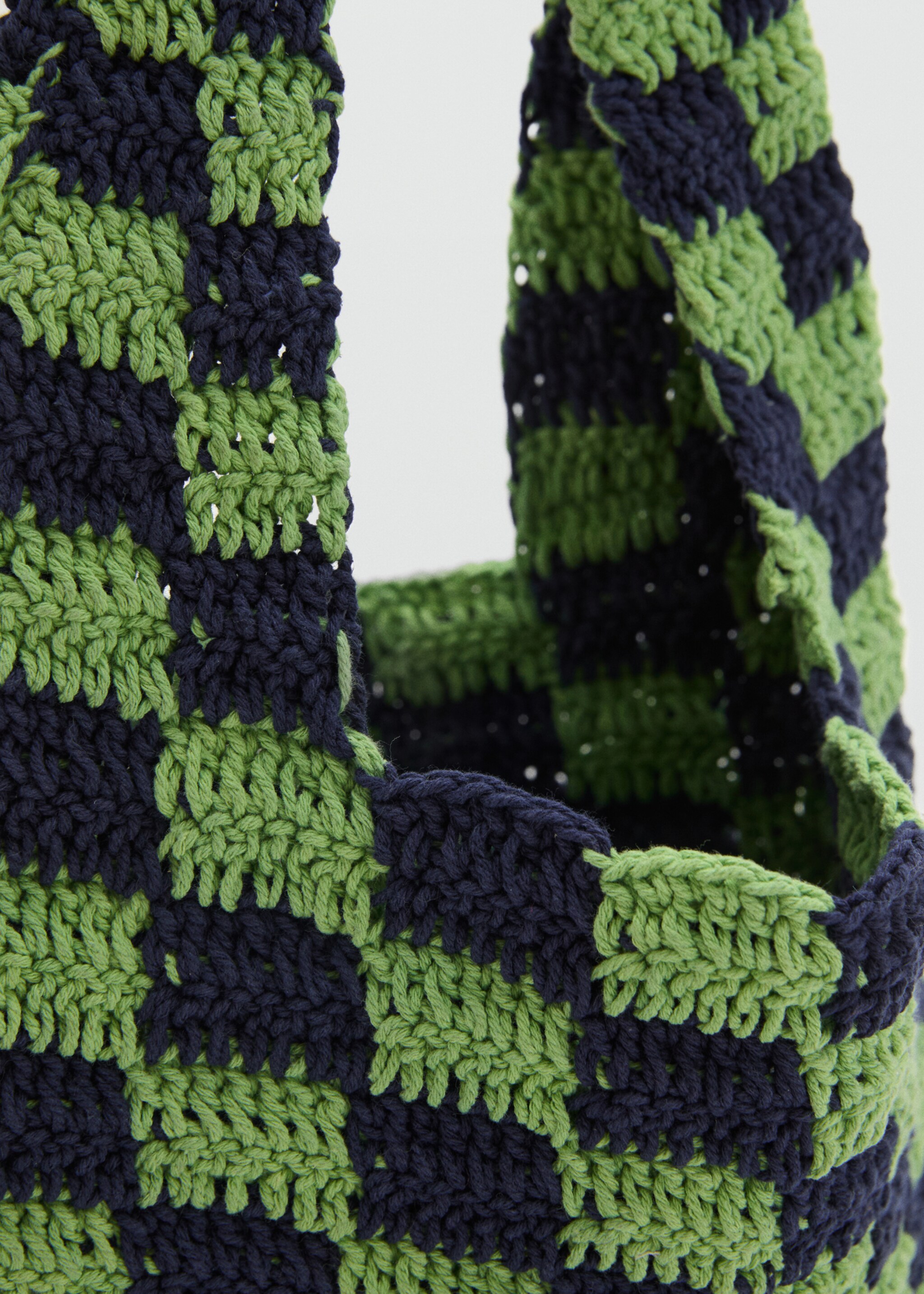 Check crochet bag - Details of the article 1, Blue. Ref: 87006717-00.