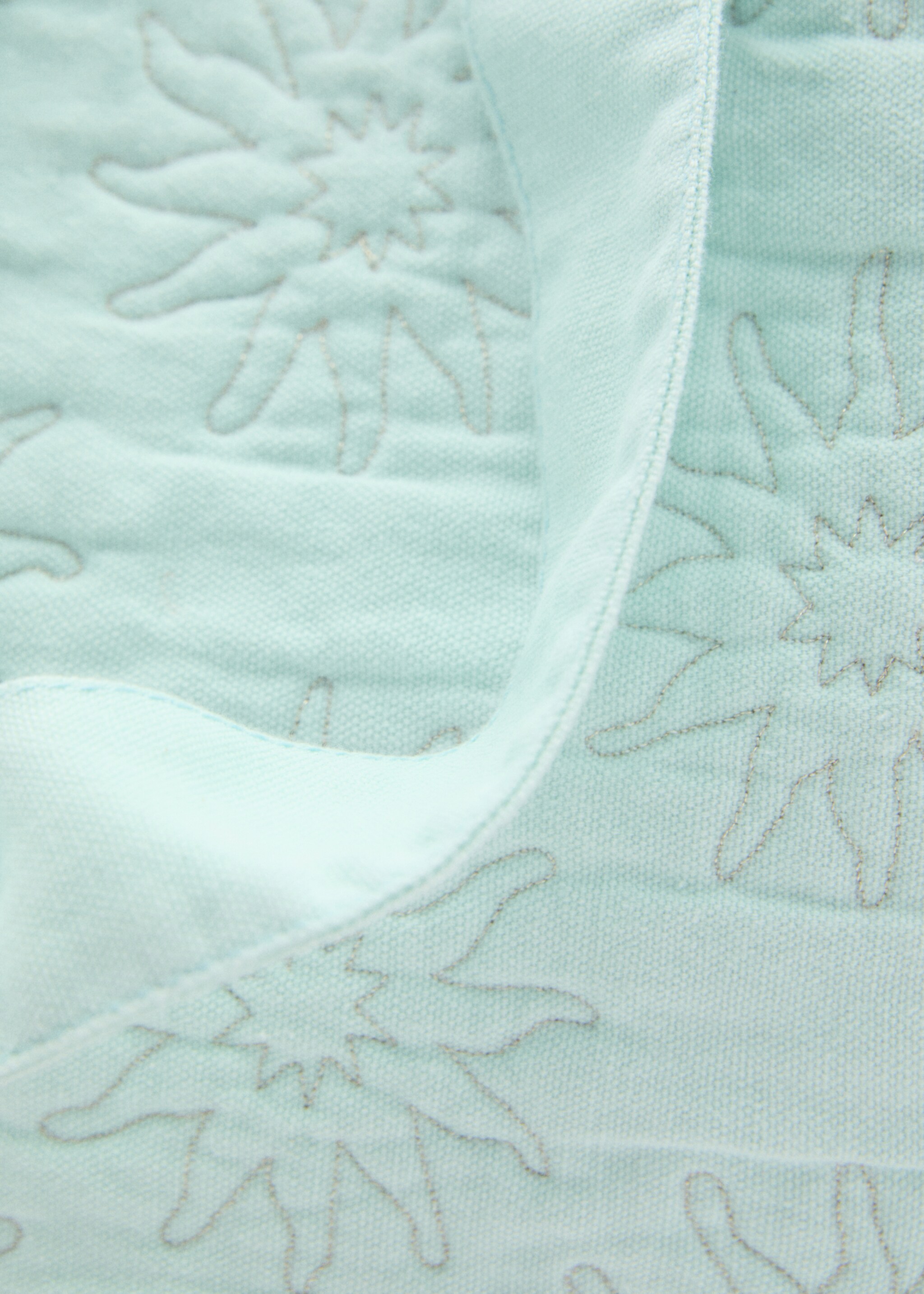 Embroidered tote bag - Details of the article 2, Aqua Green. Ref: 87006719-00.