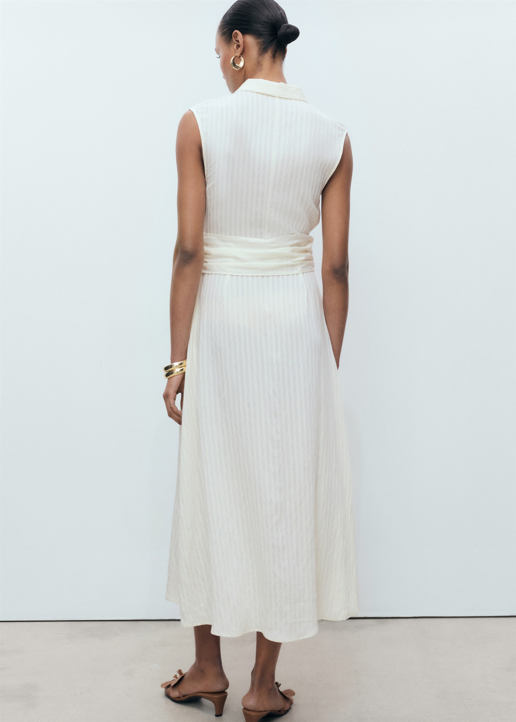 Bow shirt dress - Reverse of the article, Ecru. Ref: 87007188-00.