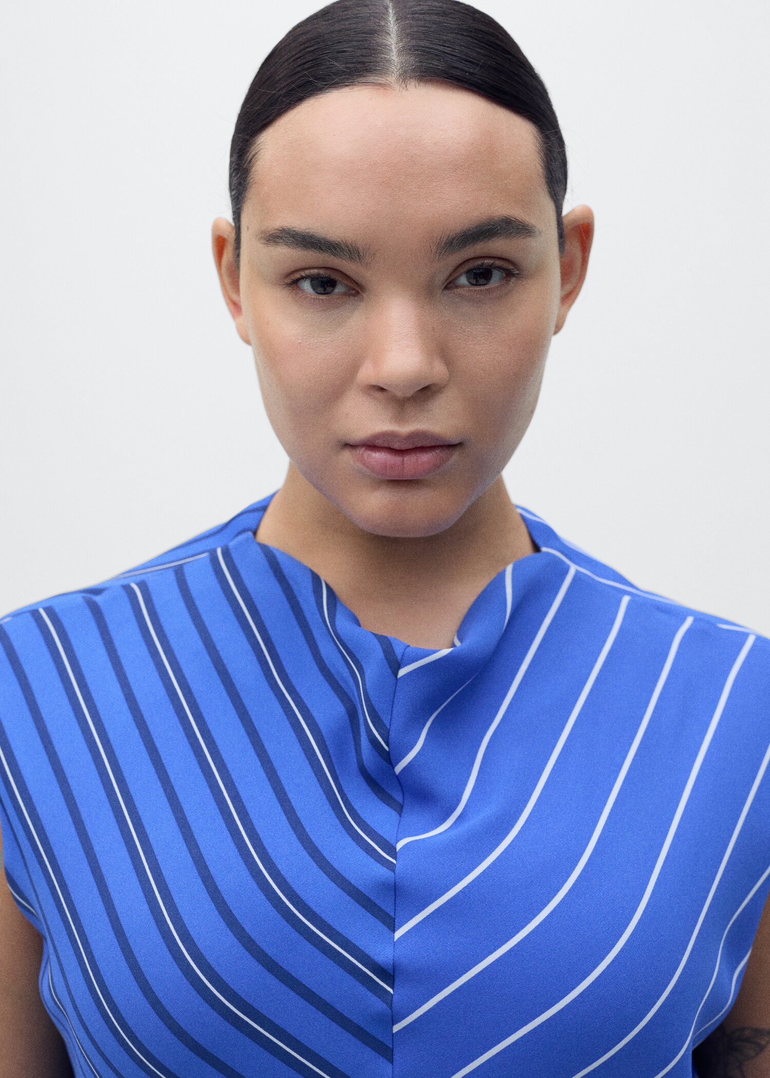 Combined striped flared dress - Details of the article 4