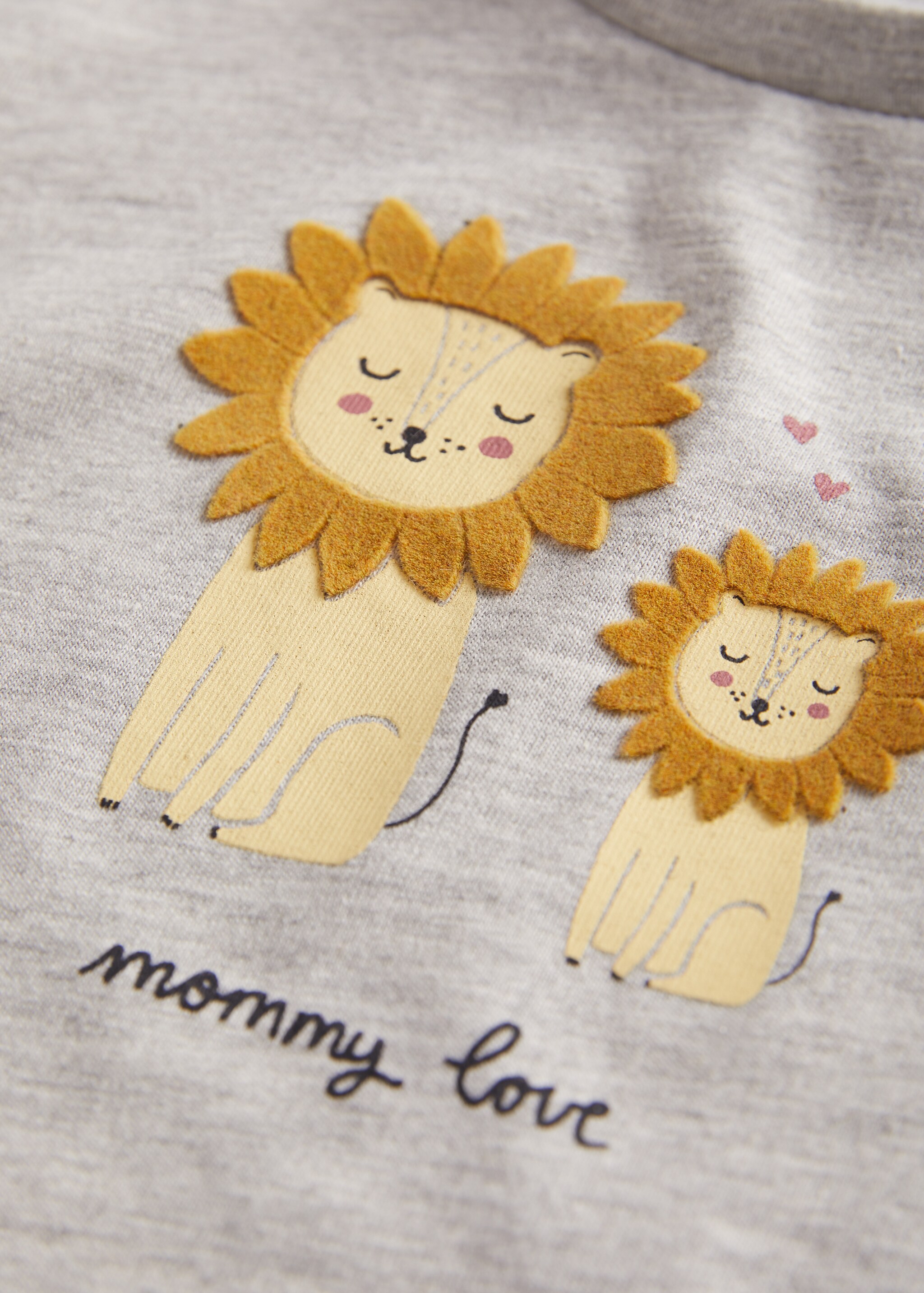 Camiseta estampada detalles relieve - Detalle del artículo 9