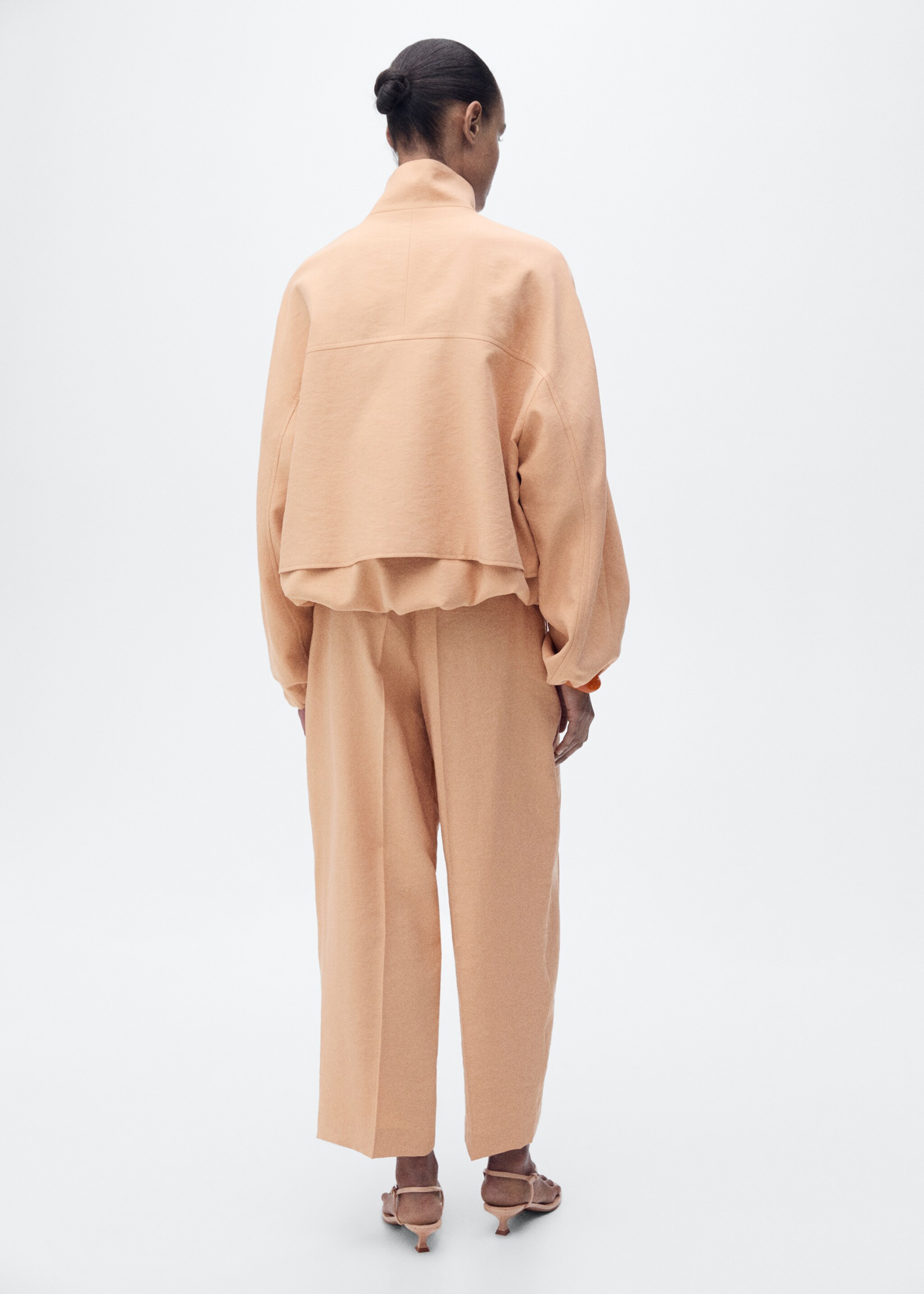 Straight-fit lyocell pants with pleats - Reverse of the article, Nude. Ref: 87007723-00.
