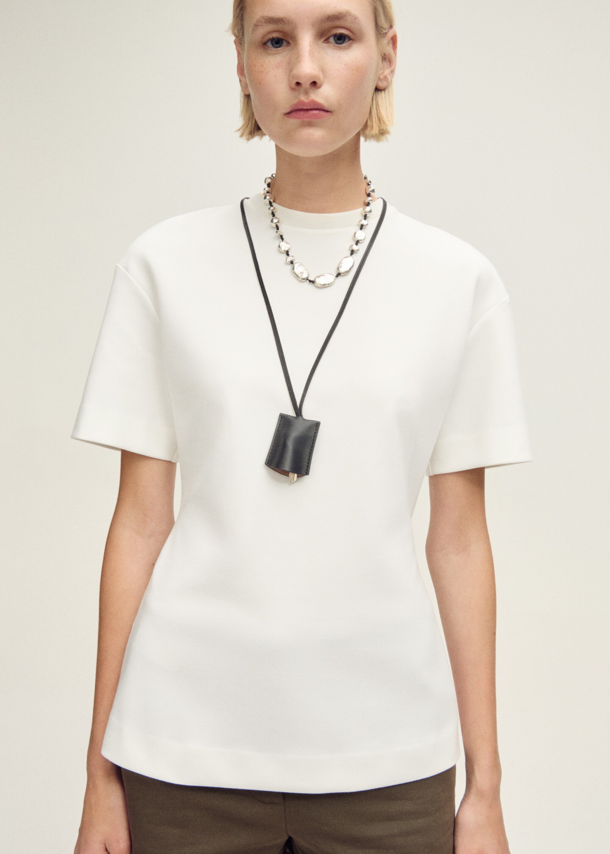 Short-sleeved peplum t-shirt - Medium plane, White. Ref: 87007911-00.
