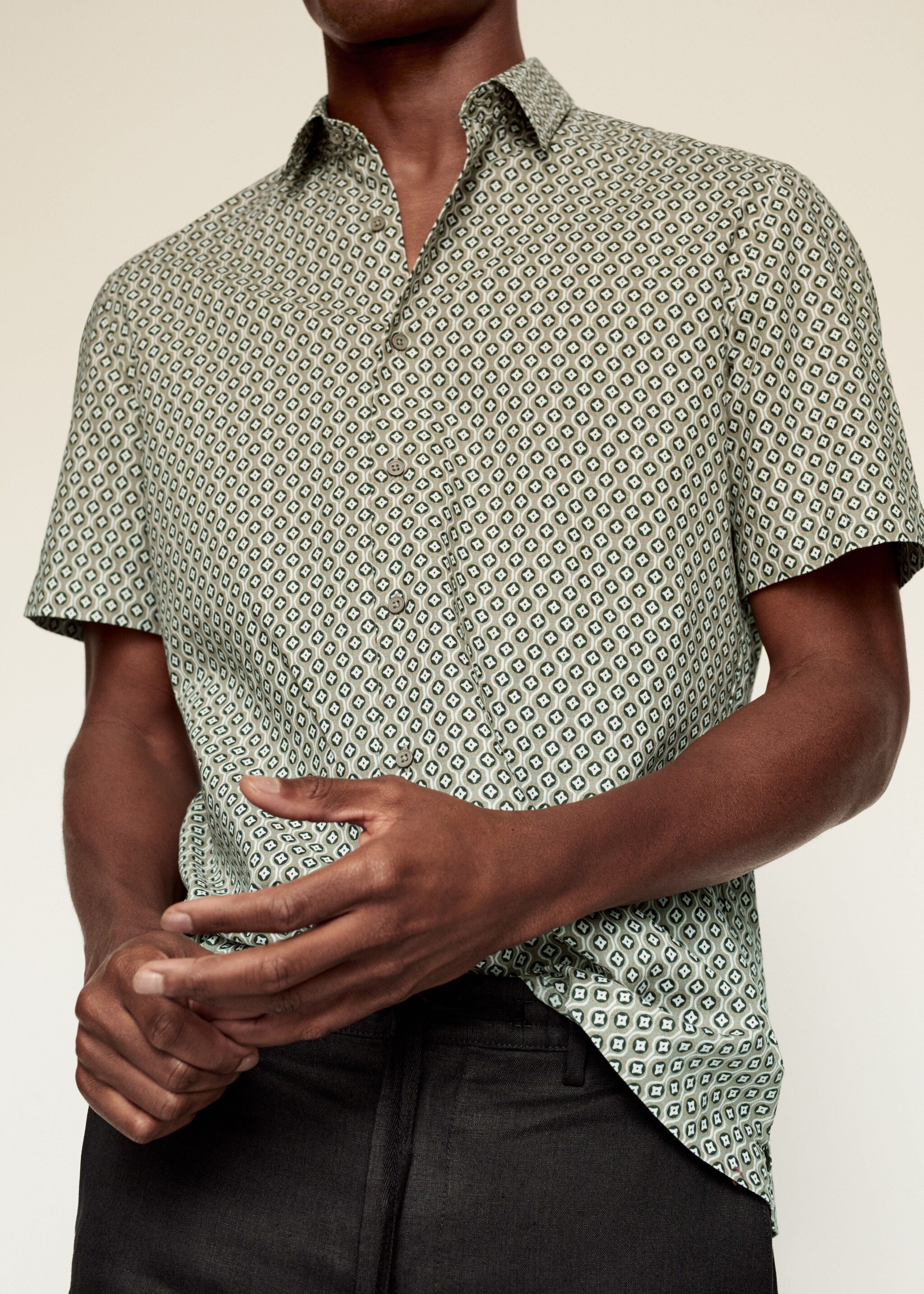 Regular-fit printed linen shirt - Details of the article 2