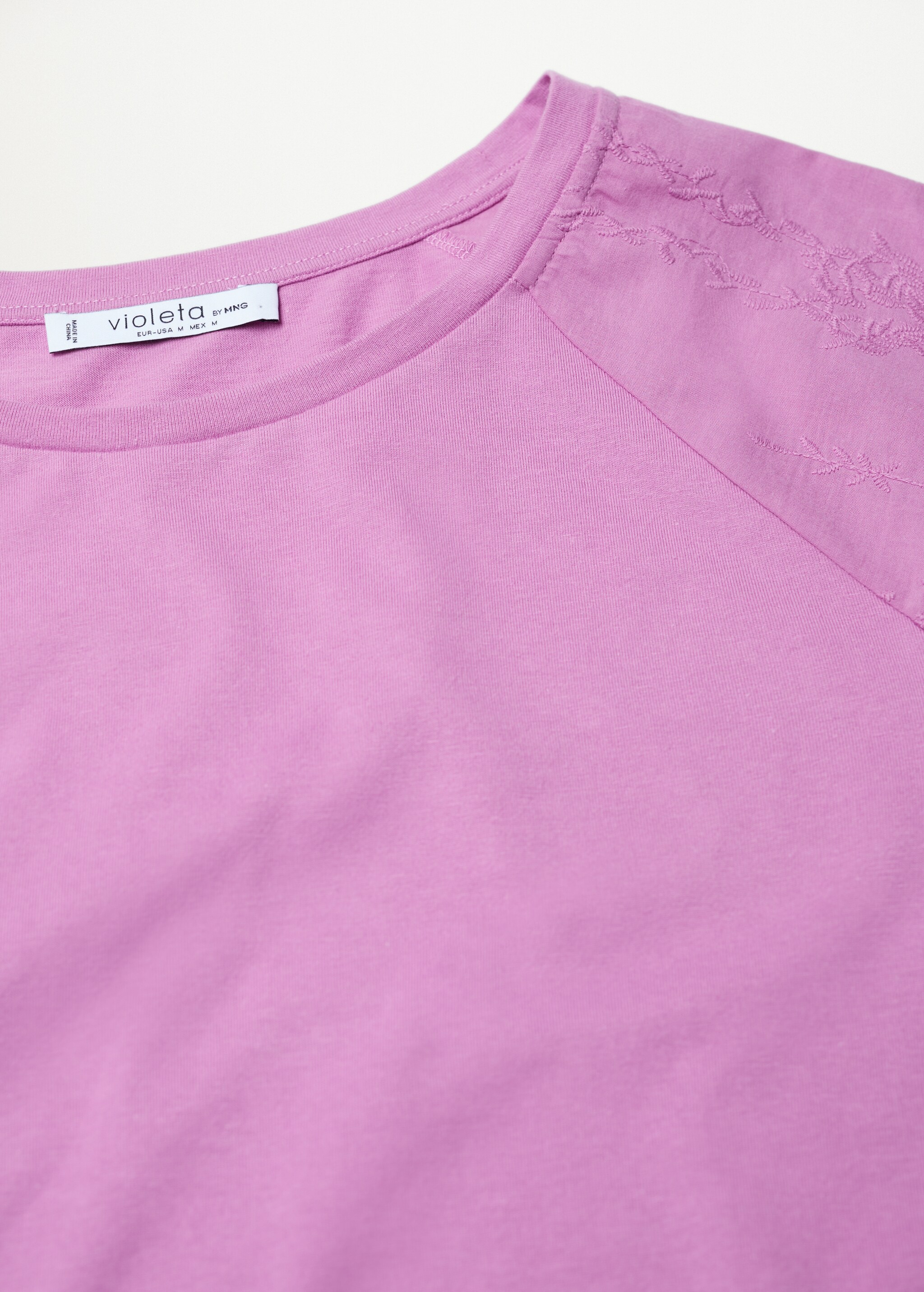 Camiseta manga bordada - Detalle del artículo 8