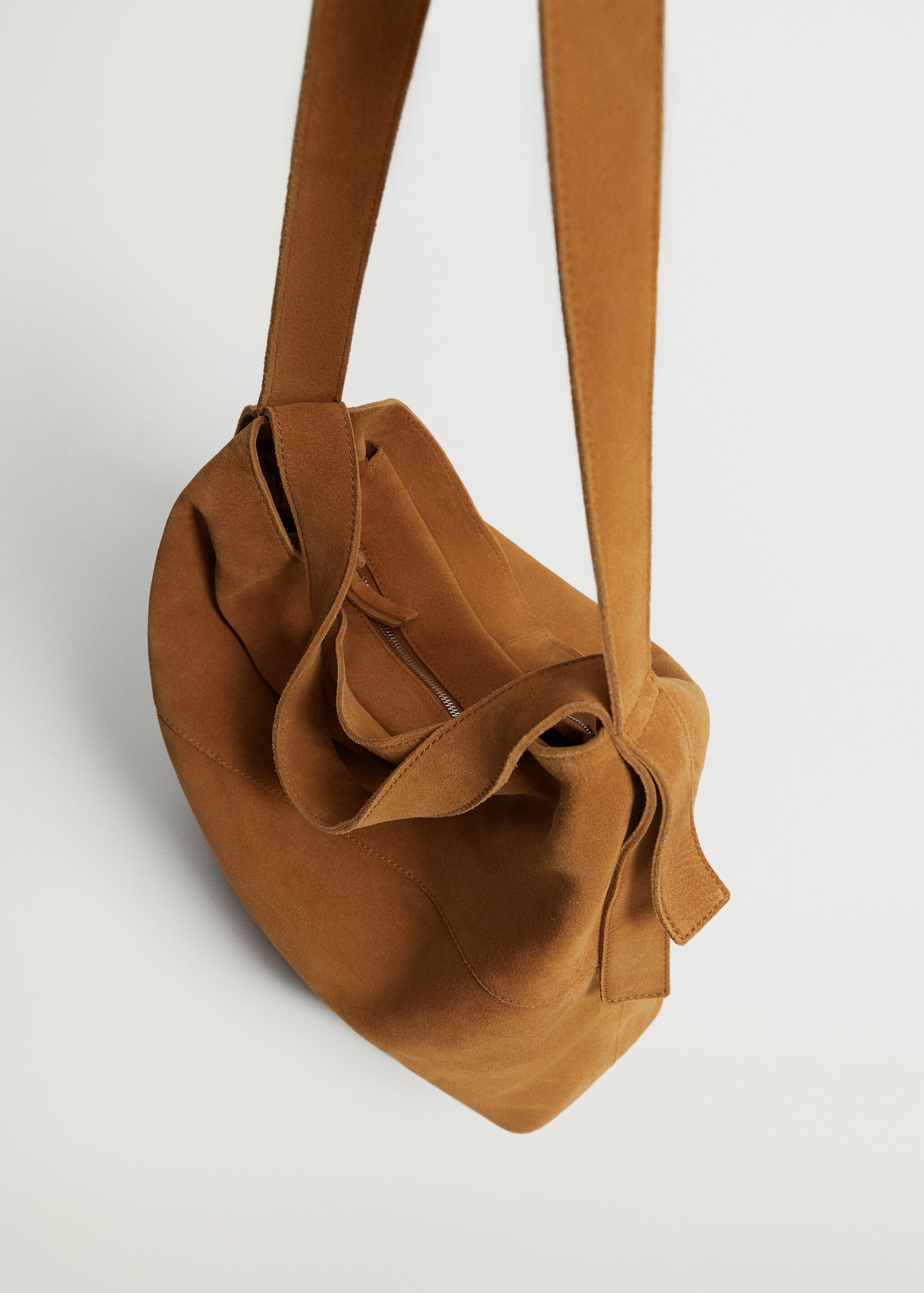 Bolso saco piel - Detalle del artículo 2