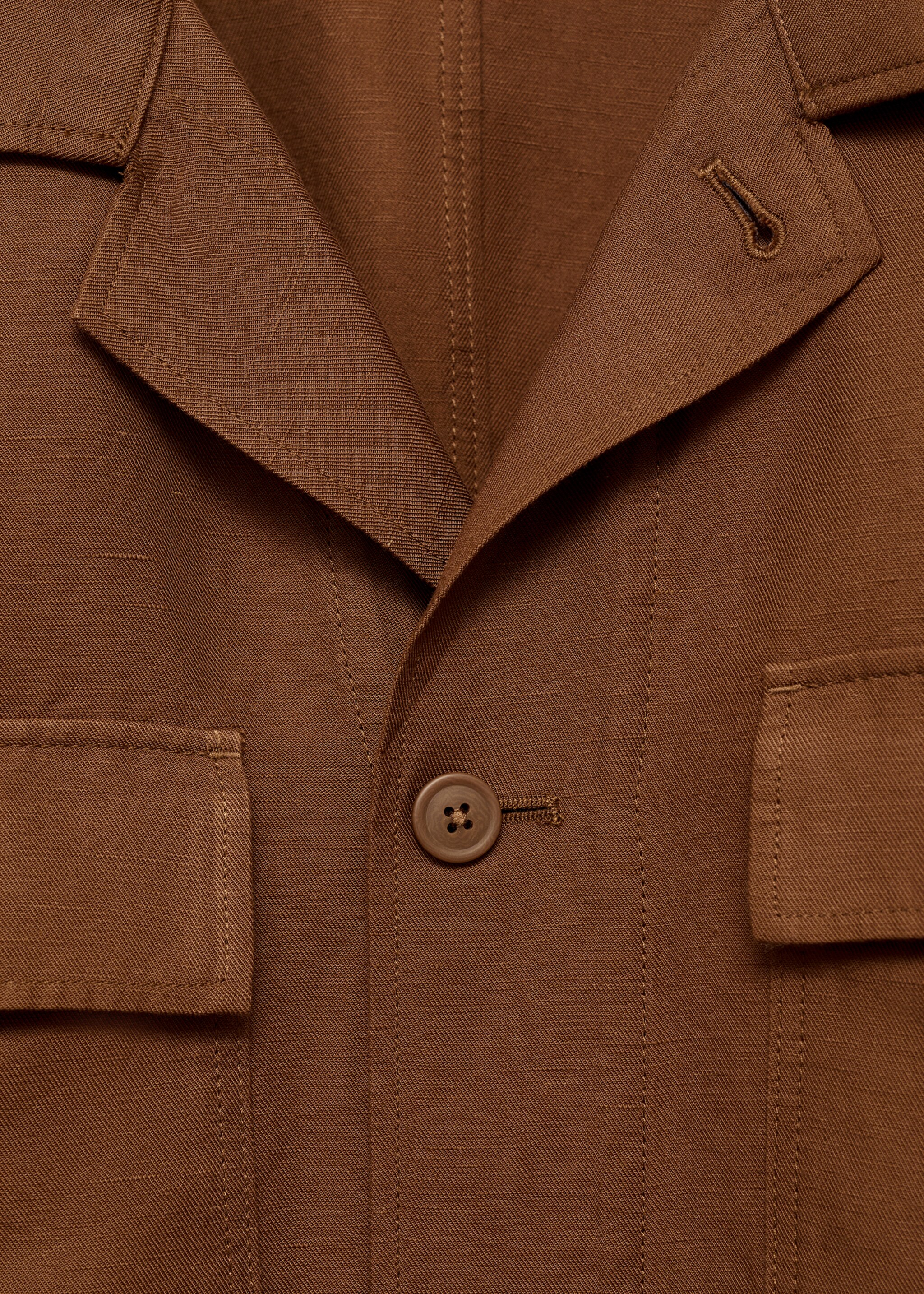 Bowling-style overshirt in a linen blend - Details of the article 8, Tobacco Brown. Ref: 87009208-00.