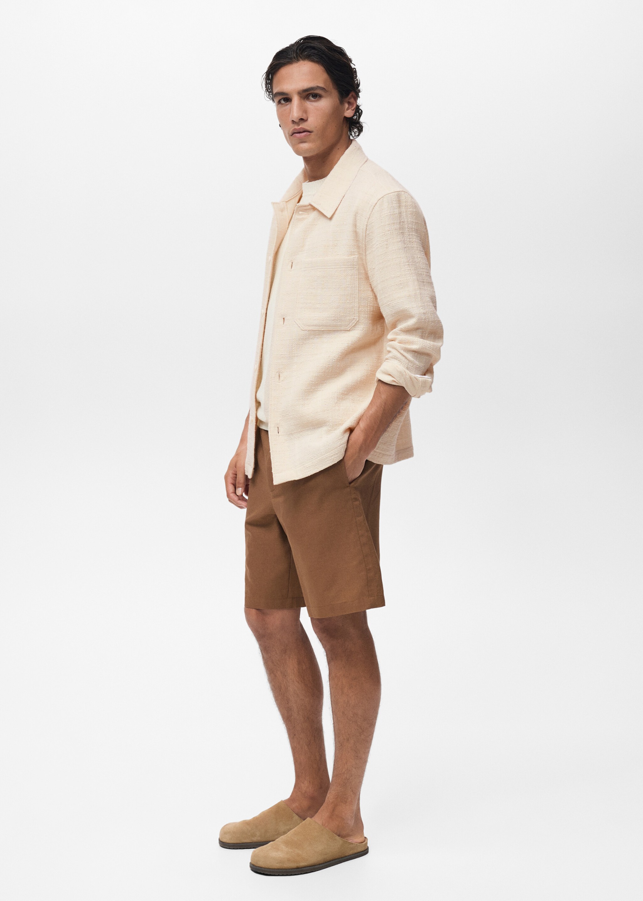 Strukturiertes Overshirt aus Baumwolle - Detail des Artikels 2, Elfenbeinweiß. Ref: 87009209-00.