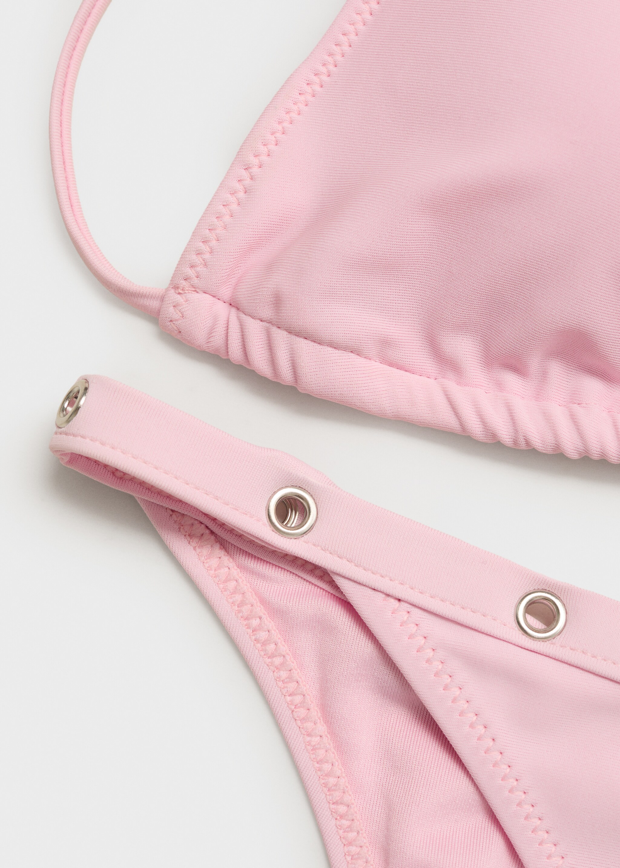 Bikinitop met bandje, gesp en eyelets - Detail van het artikel 0, Roze. Ref: 87009211-00.