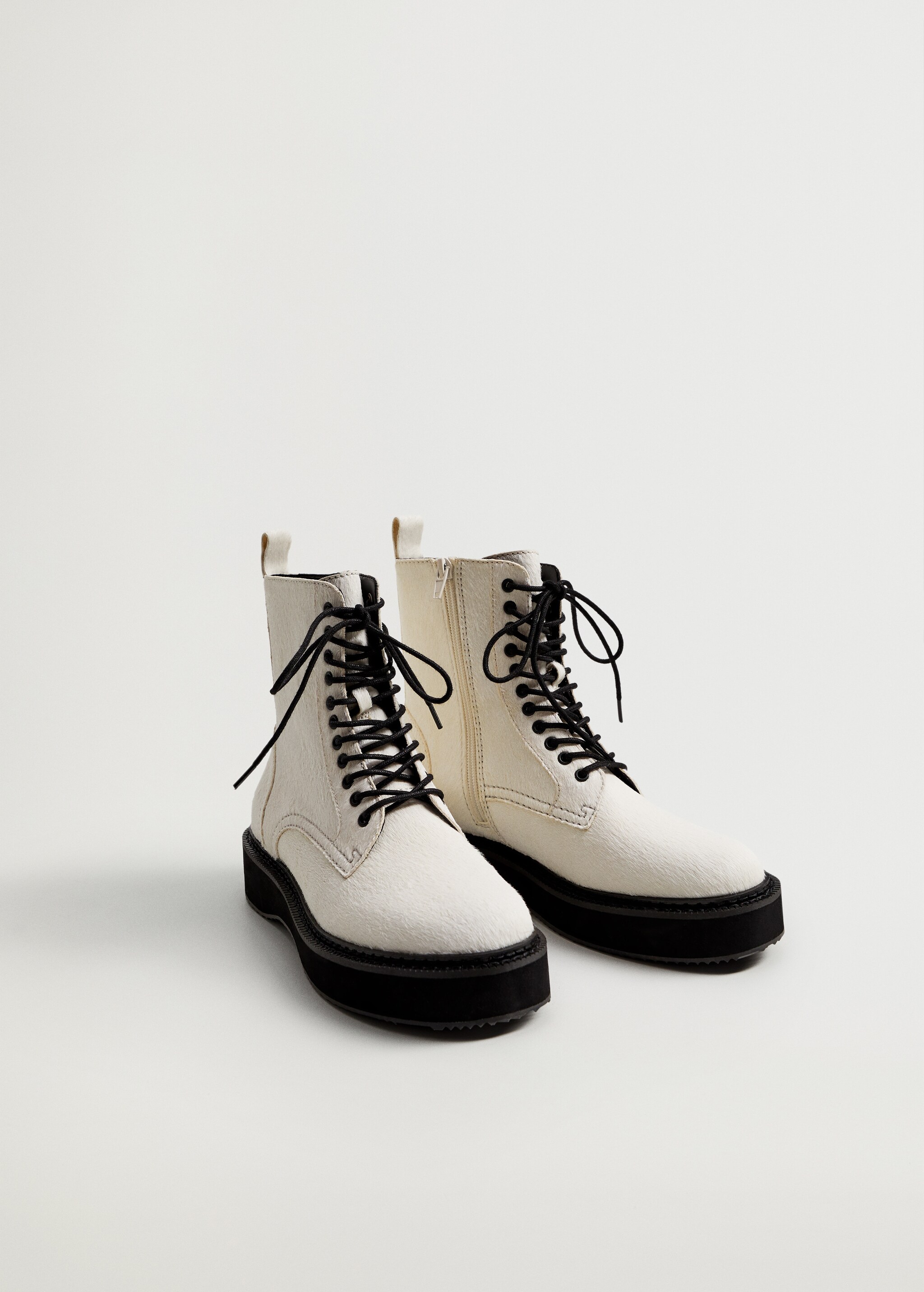 Lace-up leather boots - Medium plane