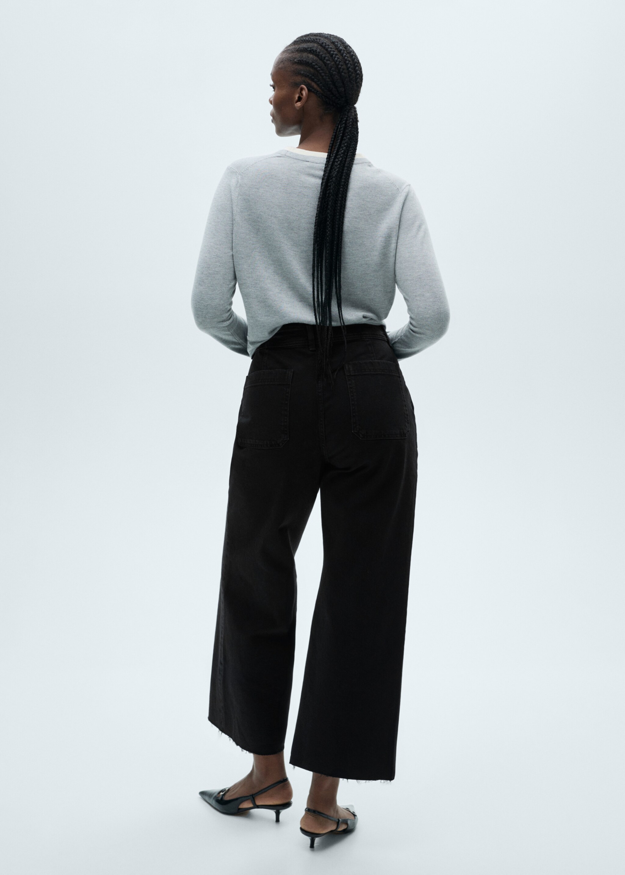 Jean style jupe-culotte Catherin taille haute - Détail de l'article 4, Black denim. Ref: 87010243-00.