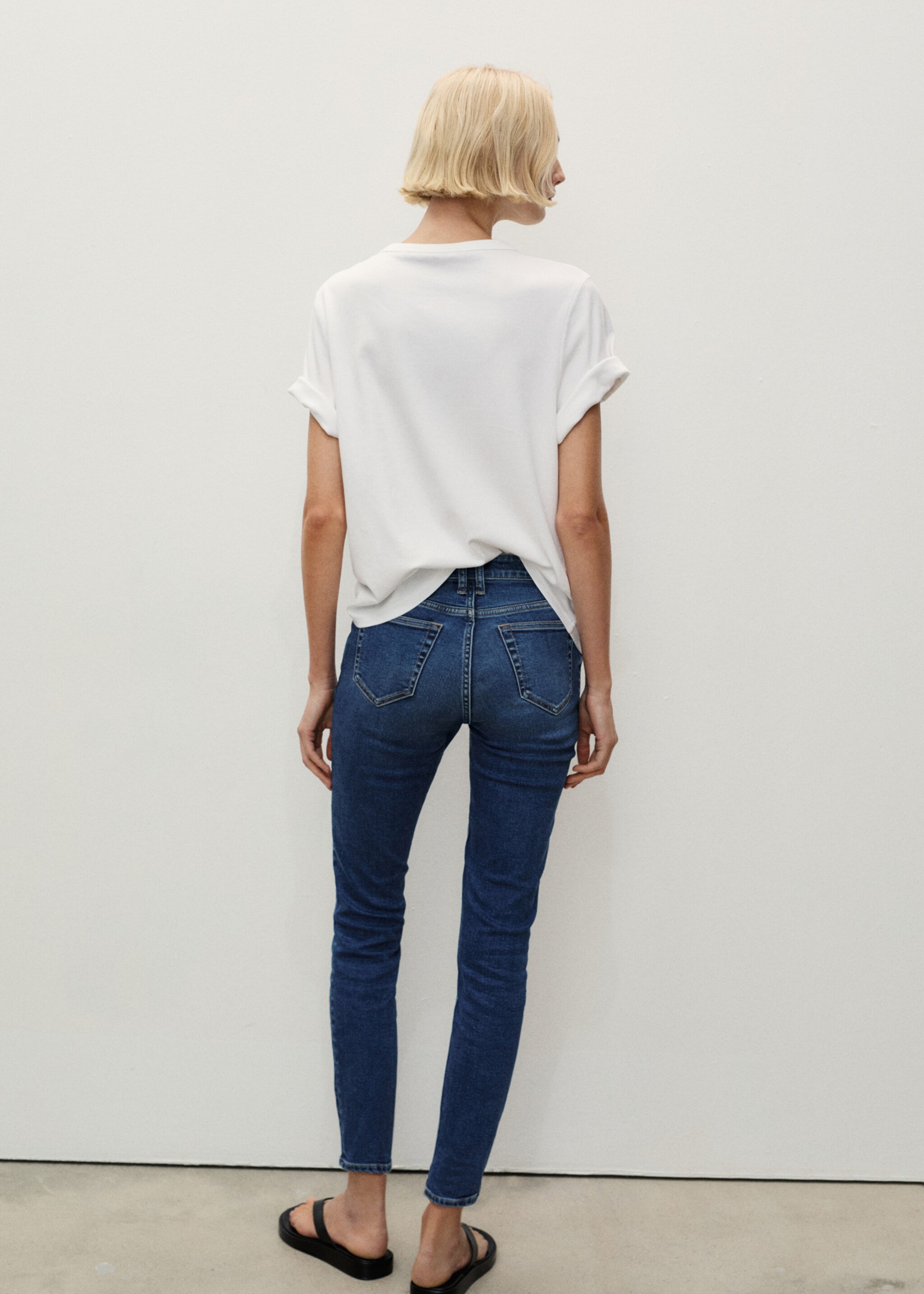 Mid-rise skinny jeans - Reverse of the article, Dark Blue. Ref: 87010248-00.