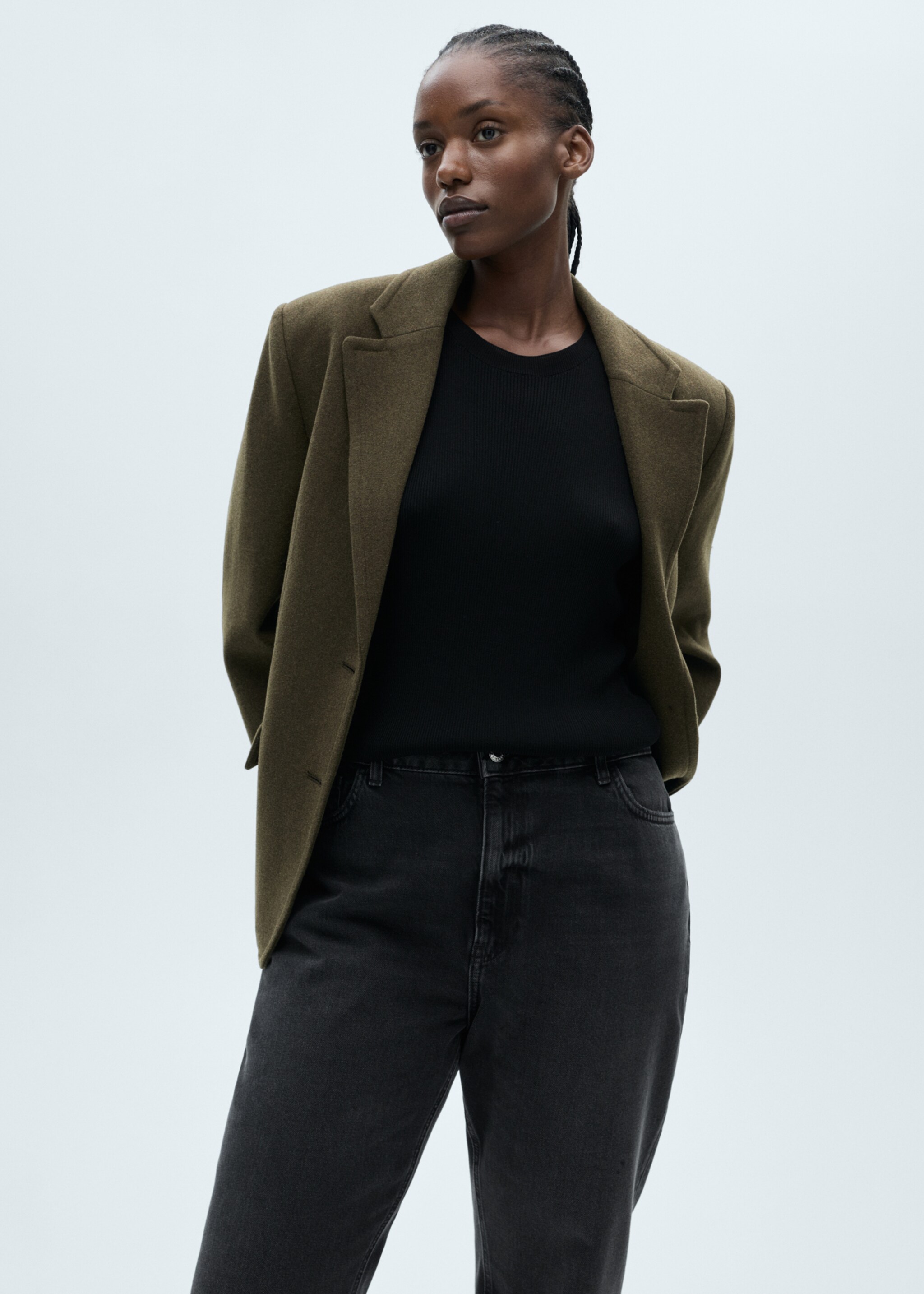 Mom2000 high-rise jeans - Details of the article 5, Black denim. Ref: 87010255-00.