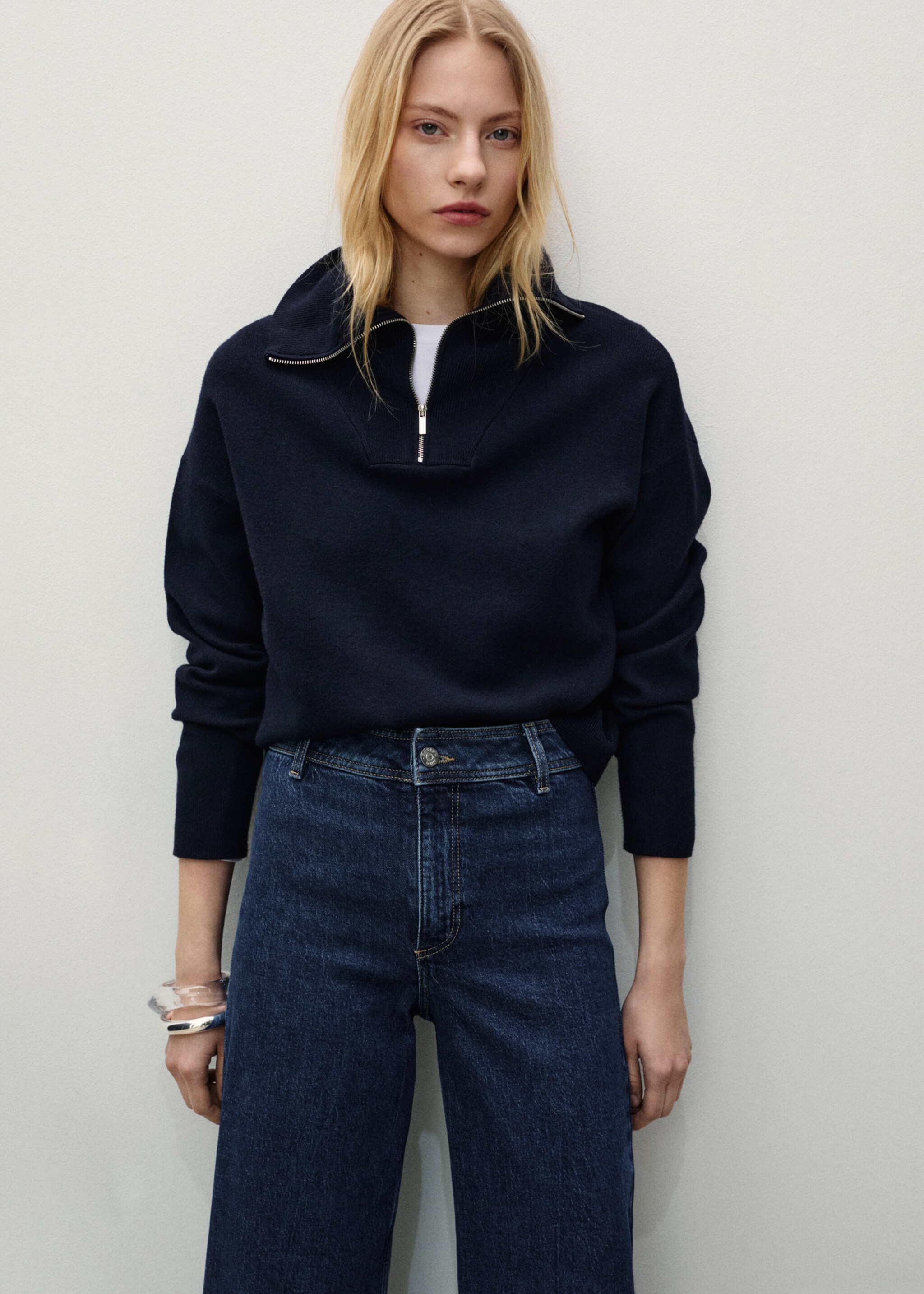 Culotte-Jeans mit hohem Bund Catherin - Detail des Artikels 1, Dunkelblau. Ref: 87010286-00.