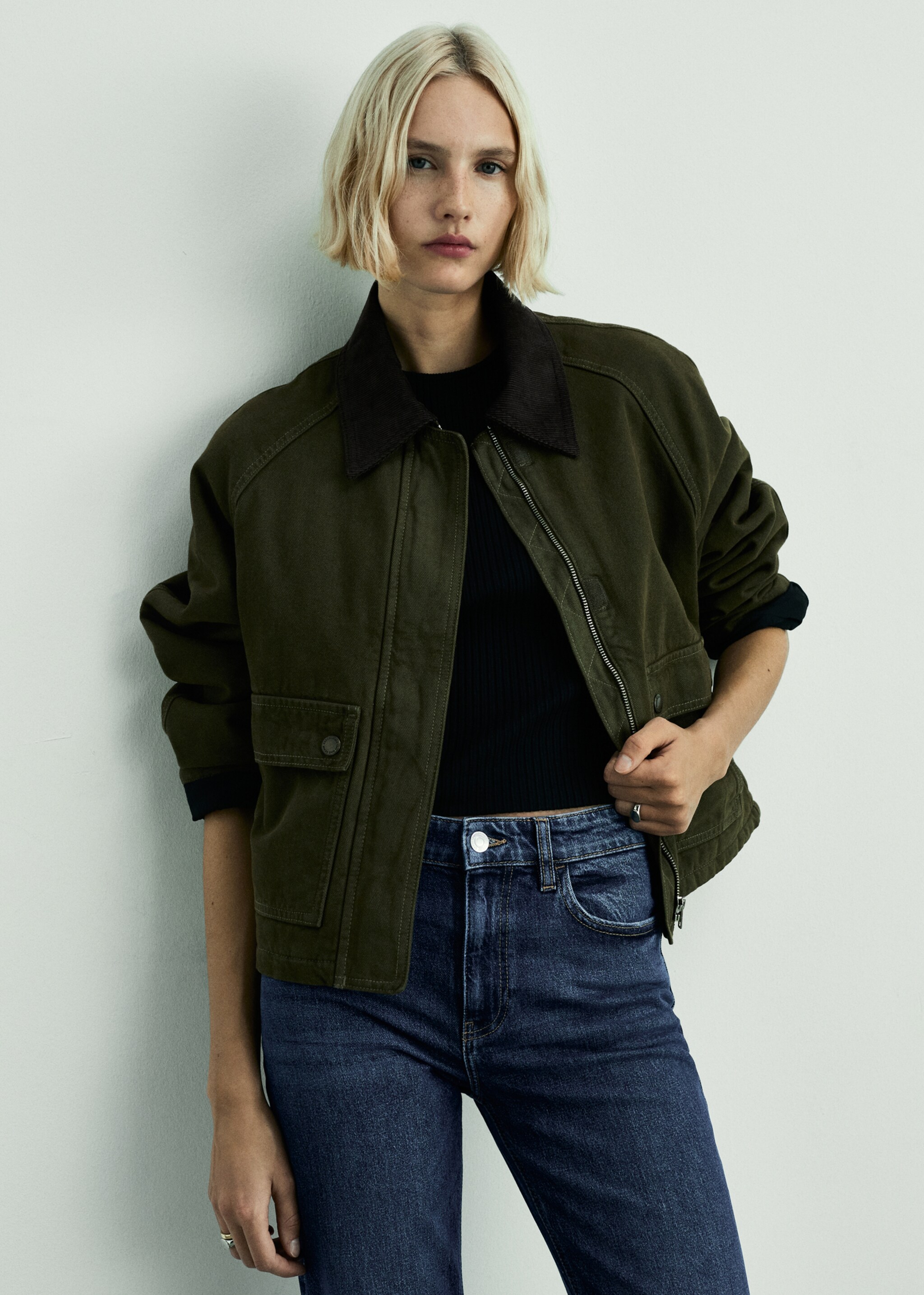 Newmom comfort high-rise jeans - Details of the article 1, Dark Blue. Ref: 87010289-00.