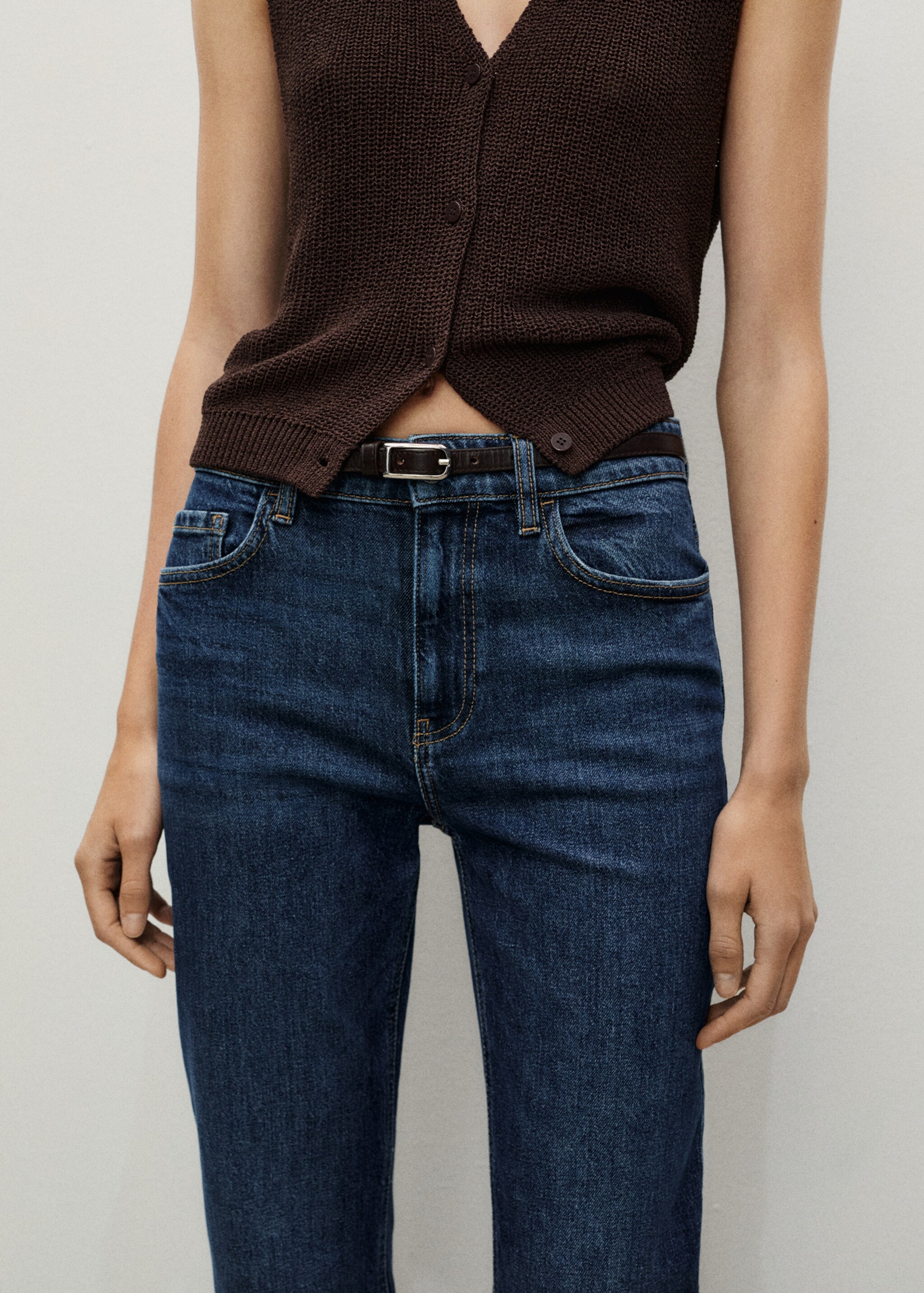 Newmom comfort high-rise jeans - Details of the article 6, Dark Blue. Ref: 87010289-00.