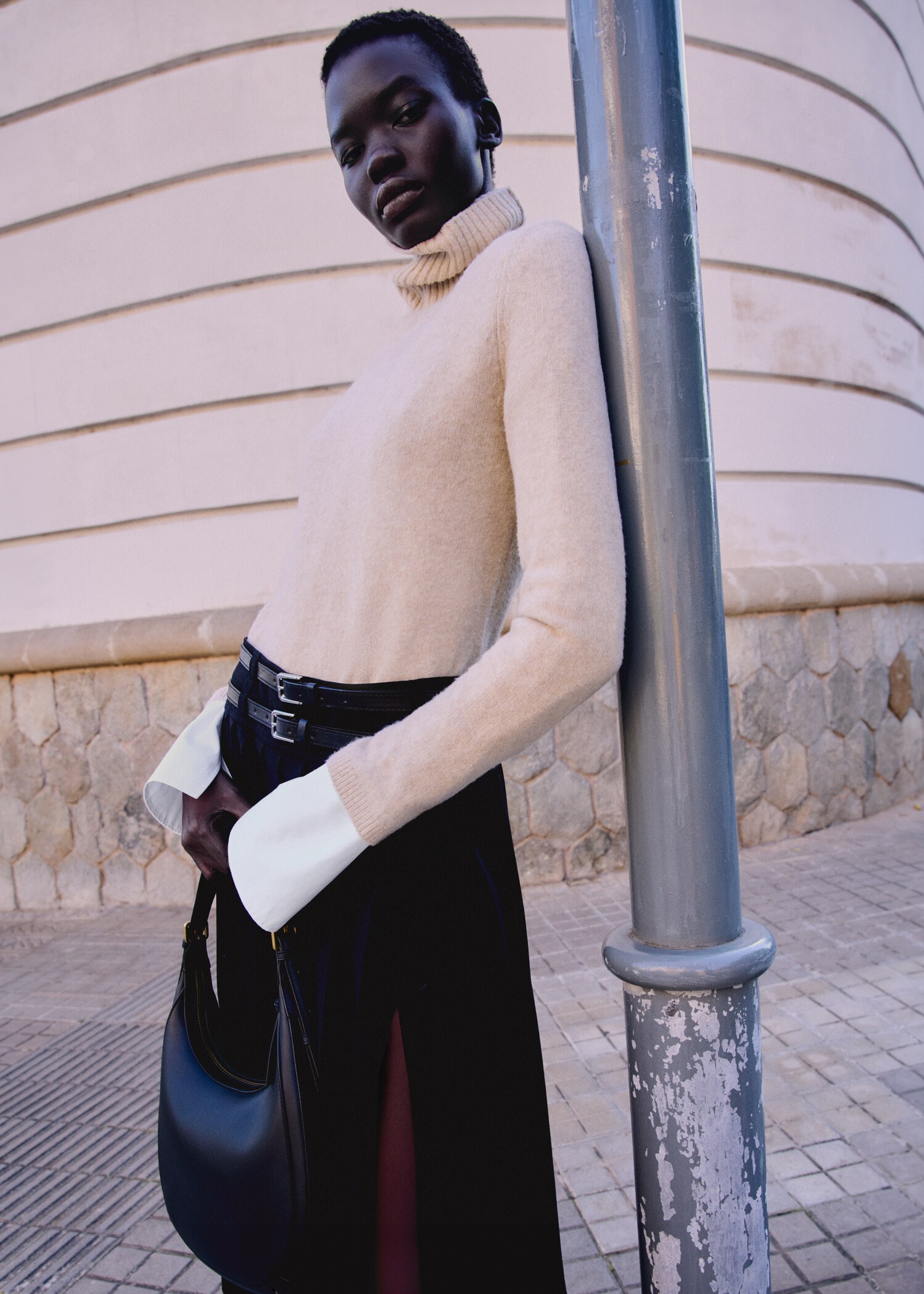 Turtle neck sweater - Details of the article 6