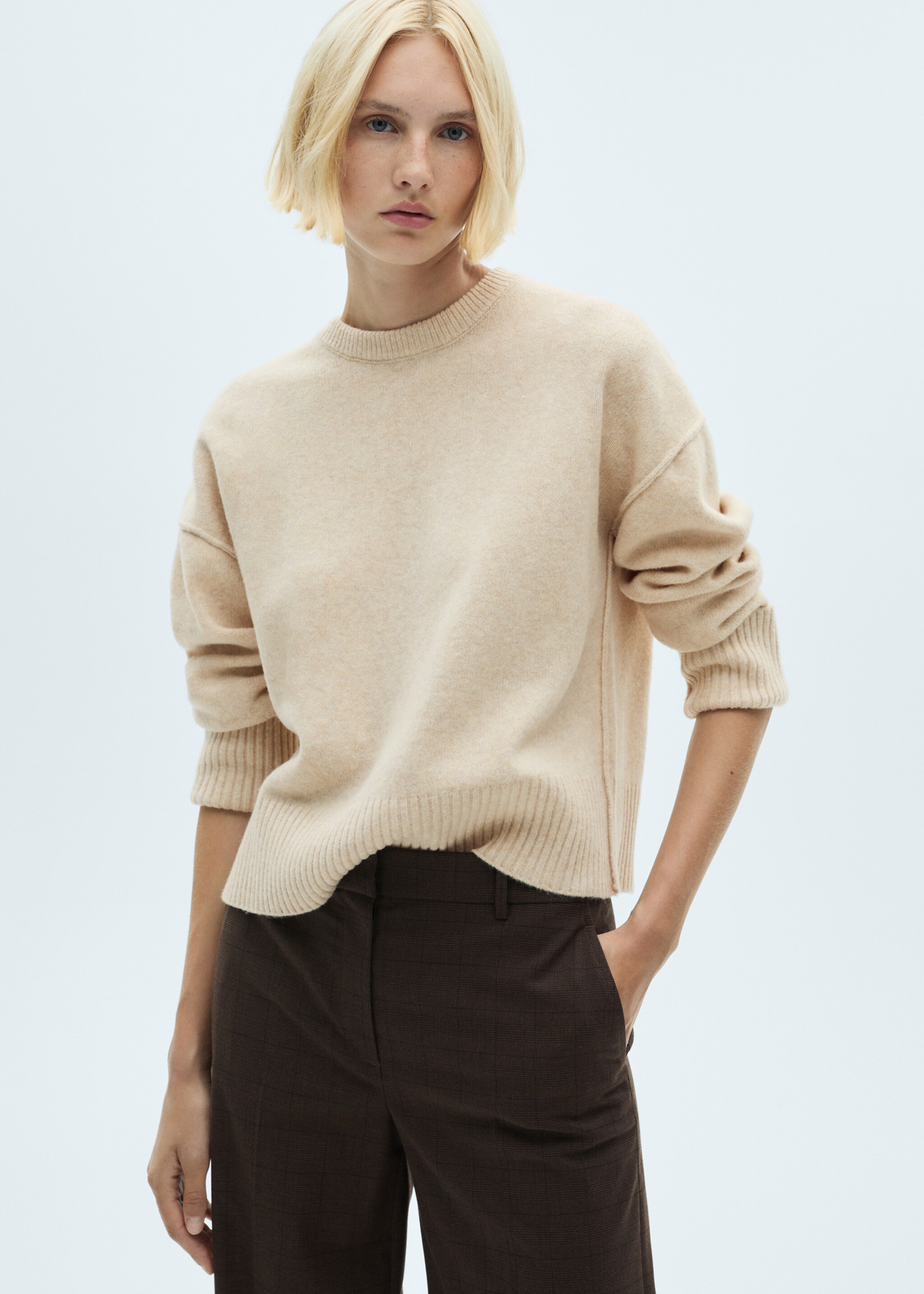 Rolled-up sleeves sweater - Medium plane, Ecru. Ref: 87010291-00.