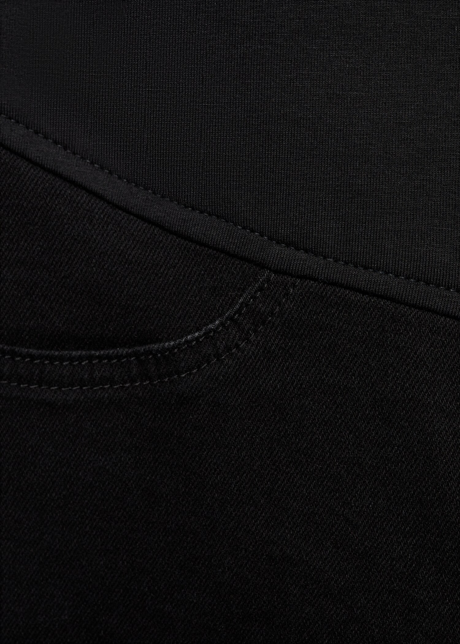 Flare-Umstandsjeans - Detail des Artikels 8