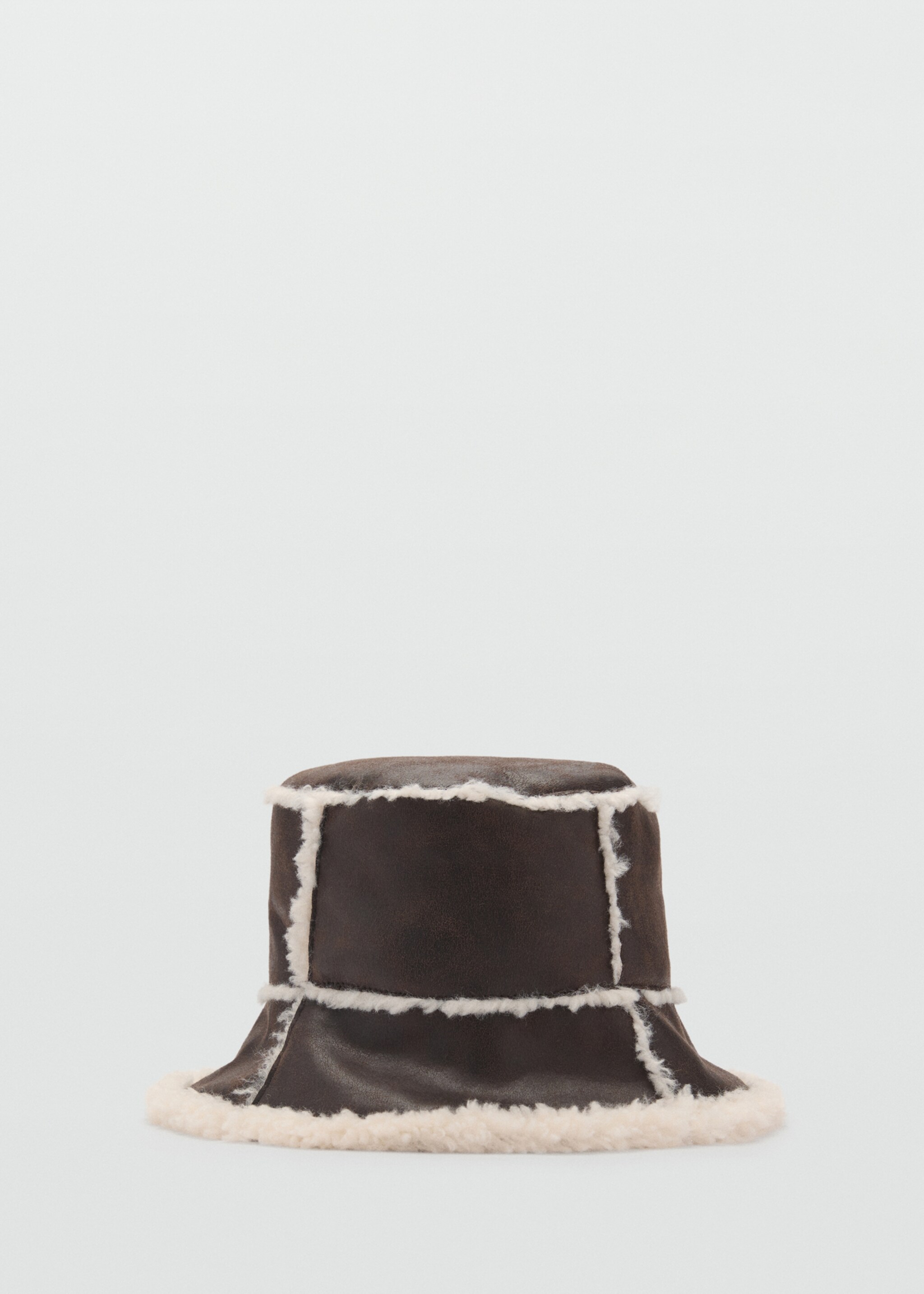 Shearling bucket hat - Article without model, Chocolate. Ref: 87010303-00.