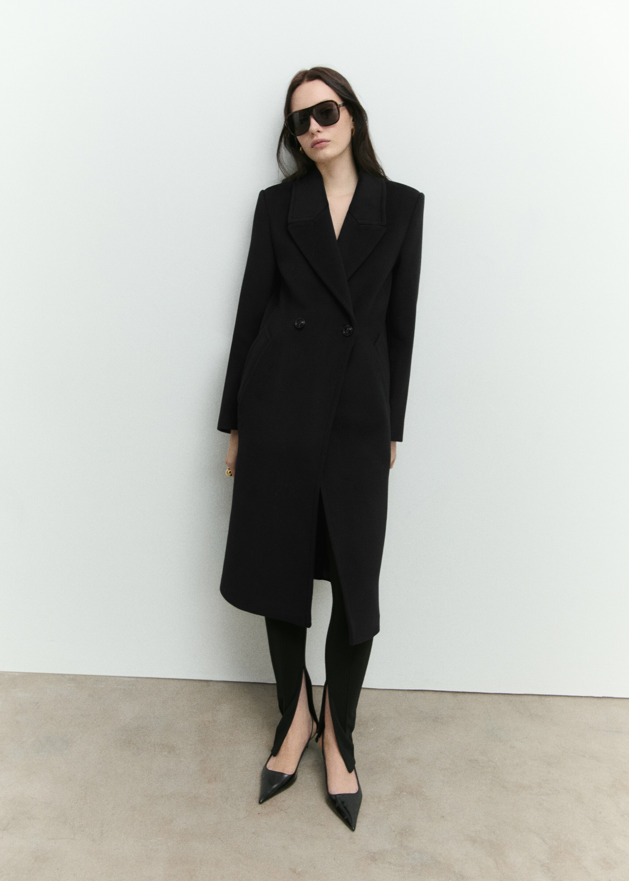Wool coat with lapels - Details of the article 6, Black. Ref: 87010345-00.