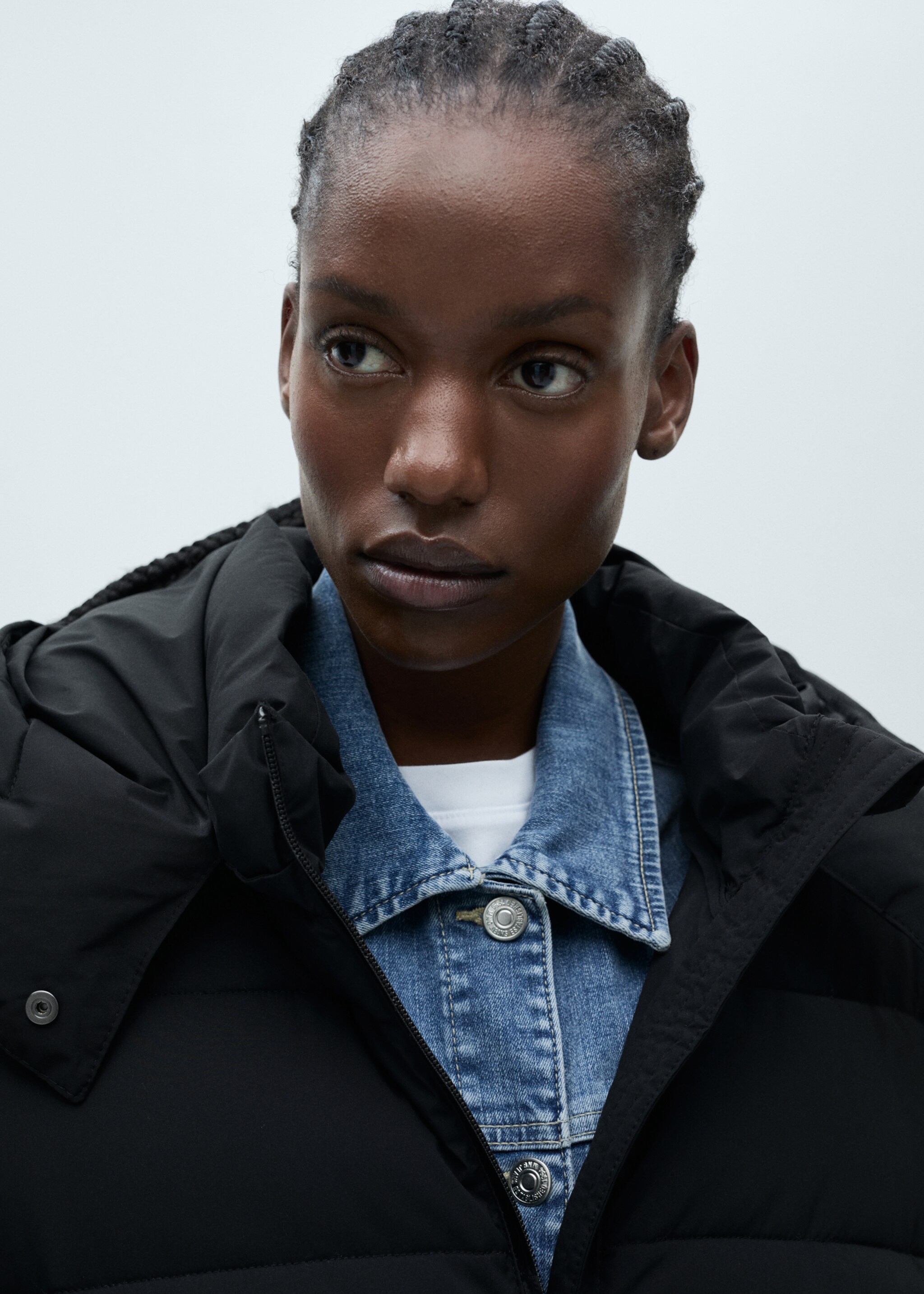 Wasserabweisender Midi-Steppanorak - Detail des Artikels 4, Schwarz. Ref: 87010346-00.