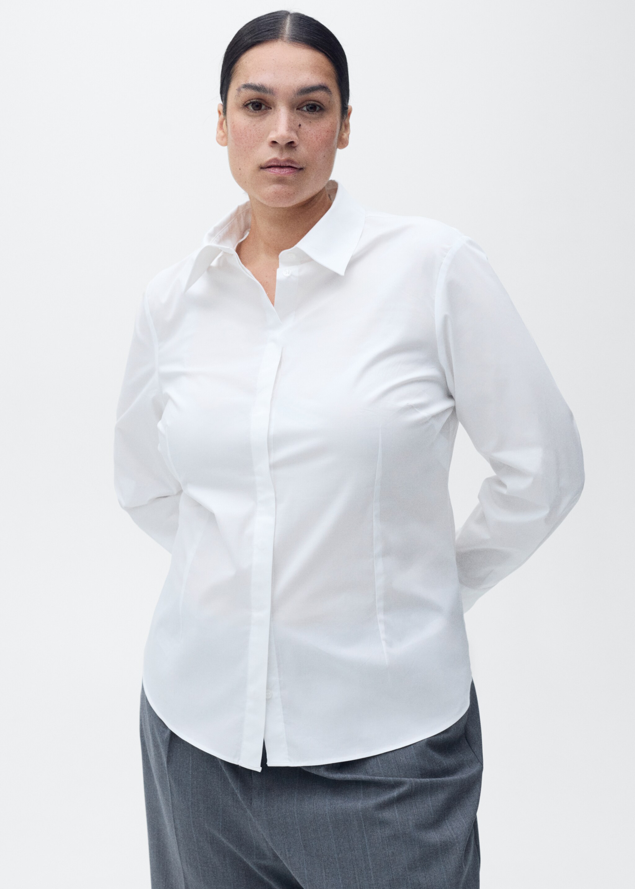 Fitted cotton shirt - Details of the article 5, White. Ref: 87010350-00.