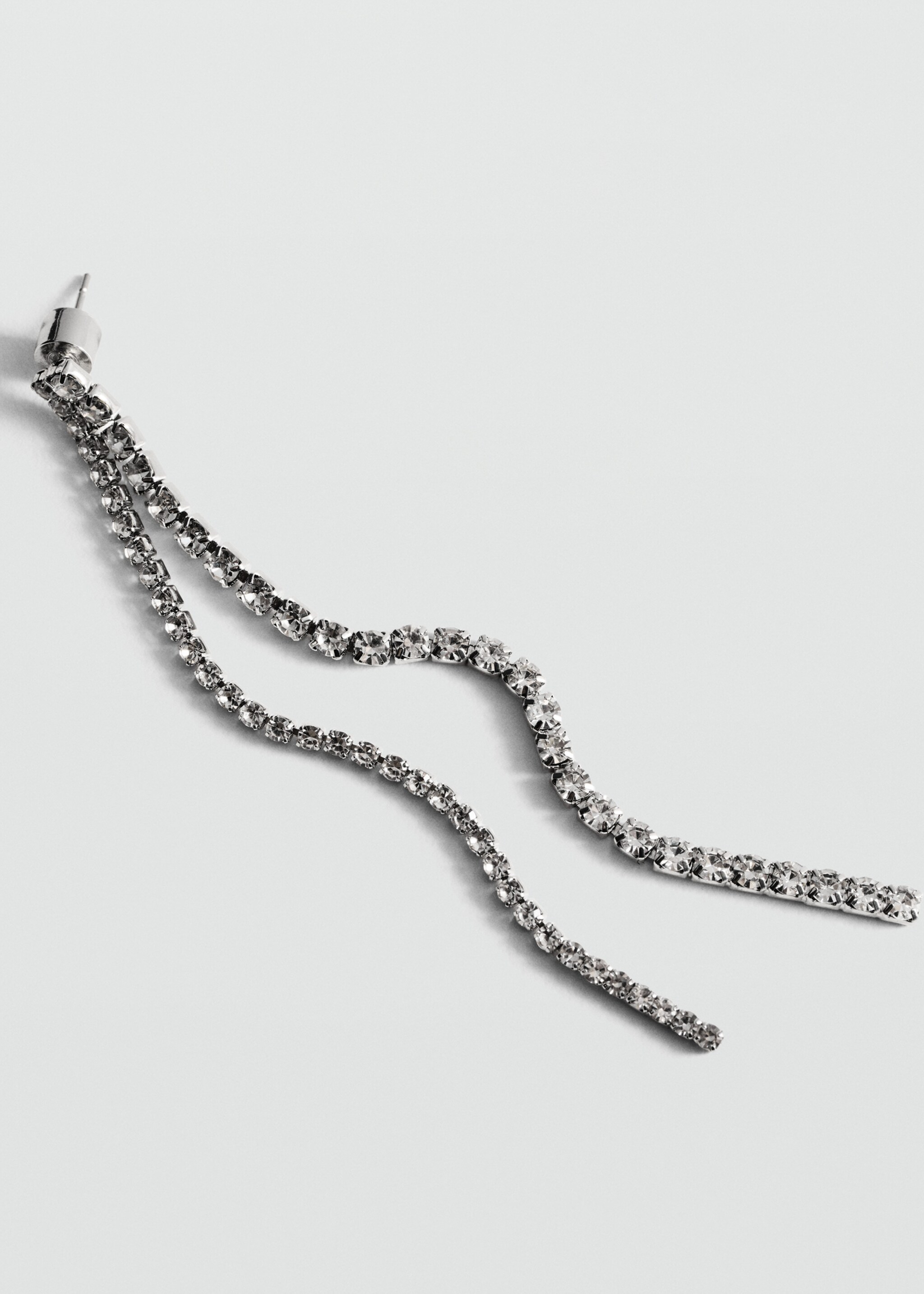 Boucles d'oreilles fil cristaux - Plan moyen, Argent. Ref: 87010370-00.