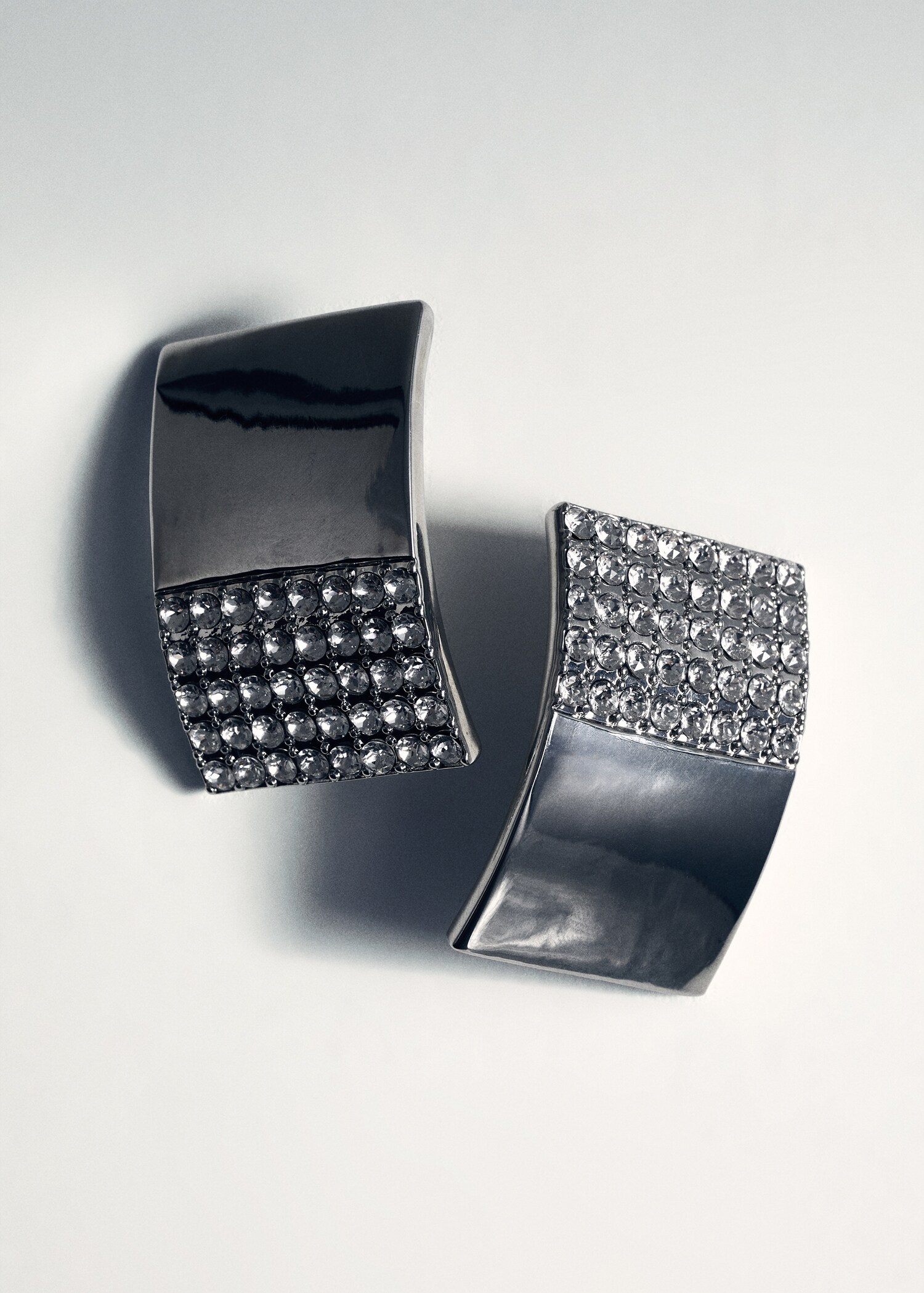 Ohrringe mit Strass und Kristallen - Detail des Artikels 5