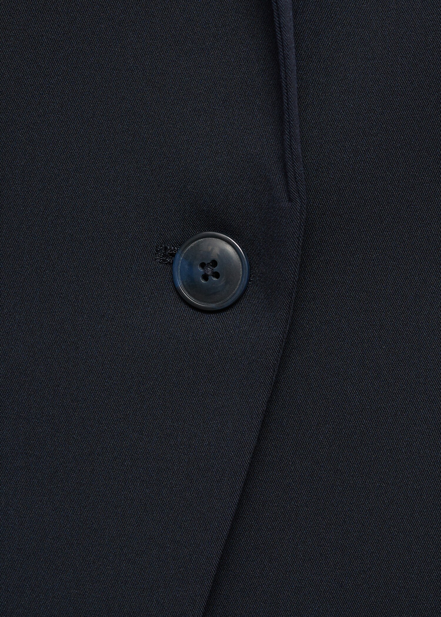 Fitted suit blazer - Details of the article 0