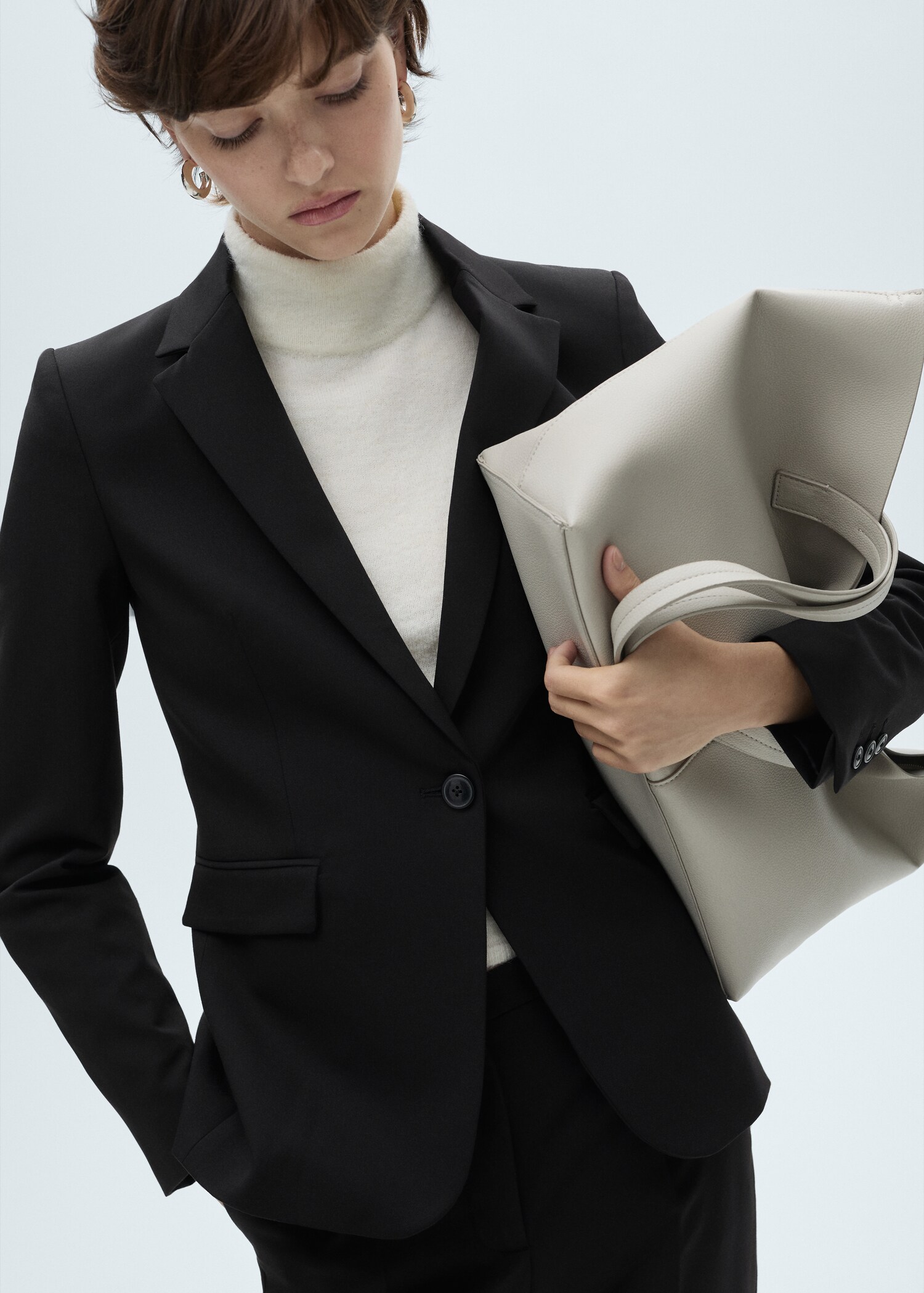 Fitted suit blazer - Details of the article 2