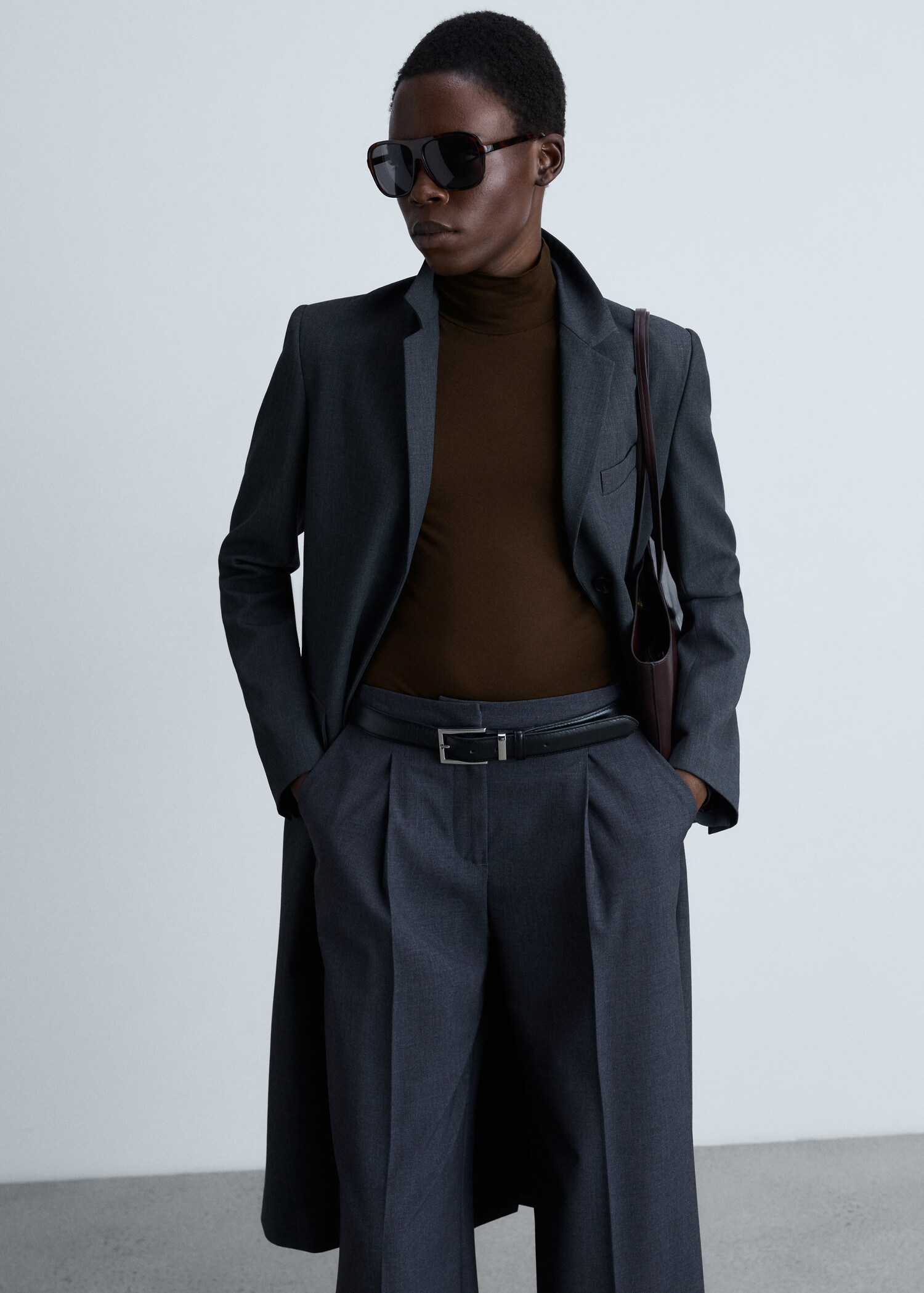 T-shirt manches longues col montant - Détail de l'article 6