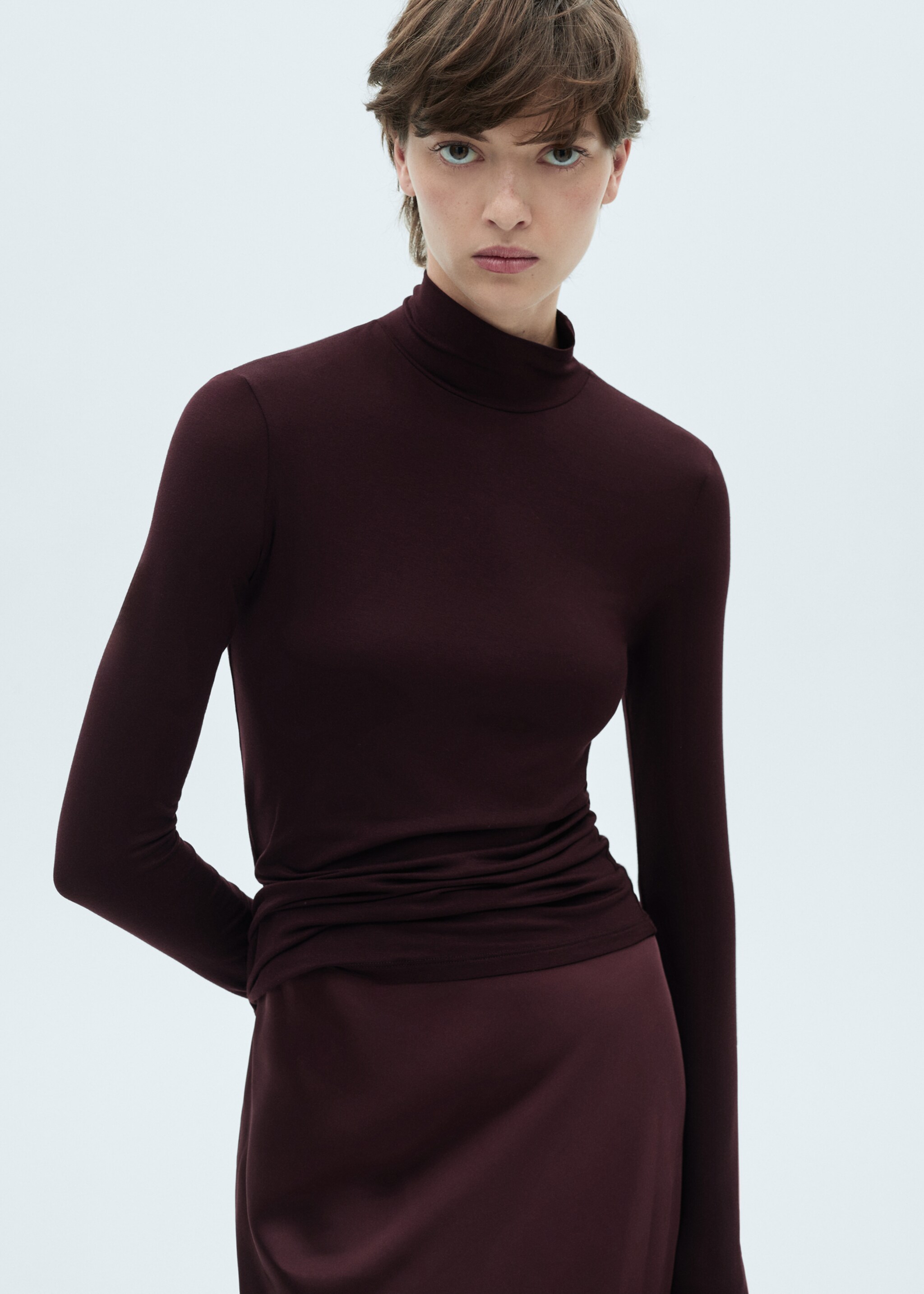 Samarreta màniga llarga coll perkins - Pla mig, Vi. Ref: 87010432-00.