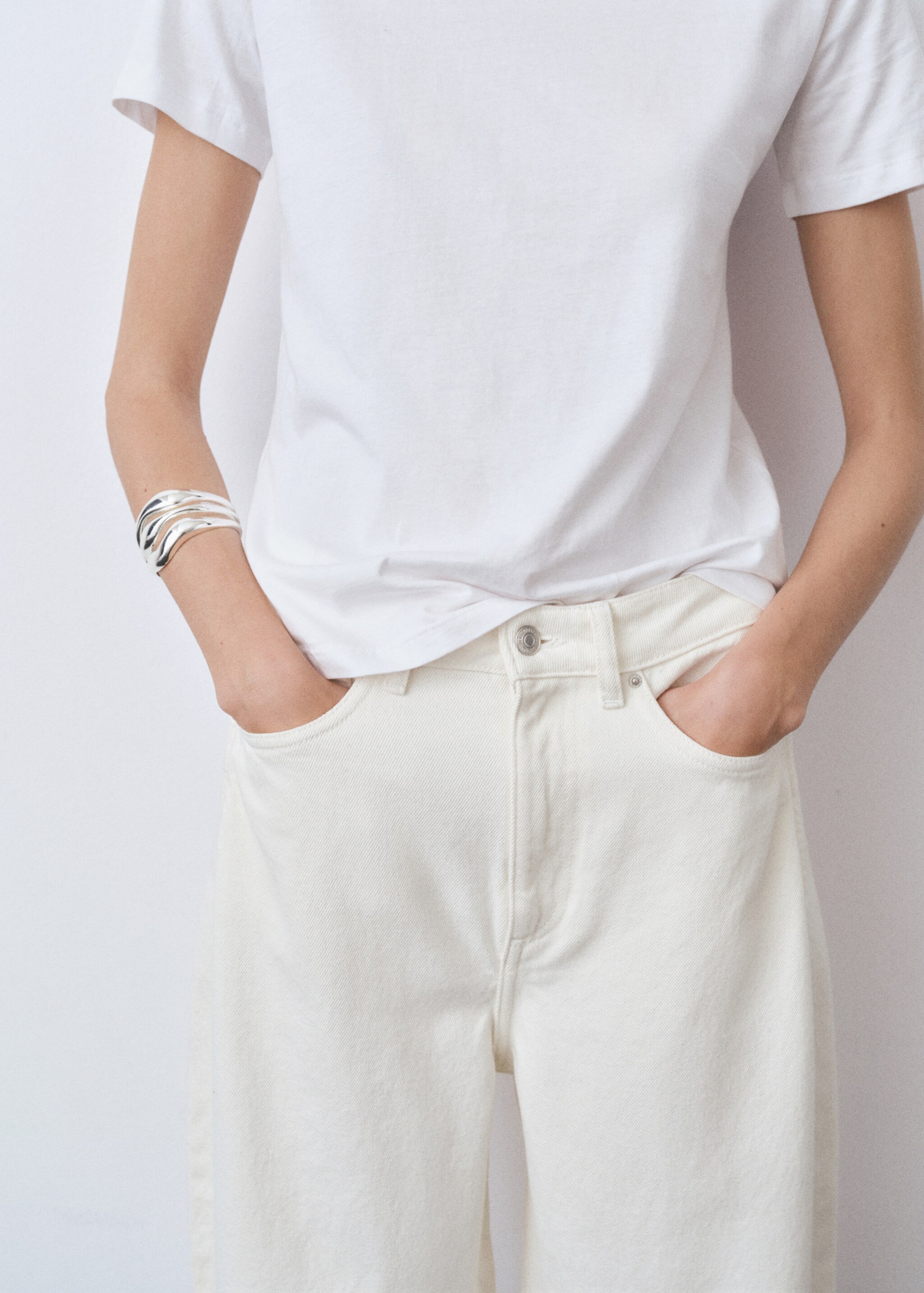 Kortärmad t-shirt bomull - Detaljer om artikeln 6, Vit. Ref: 87010434-00.