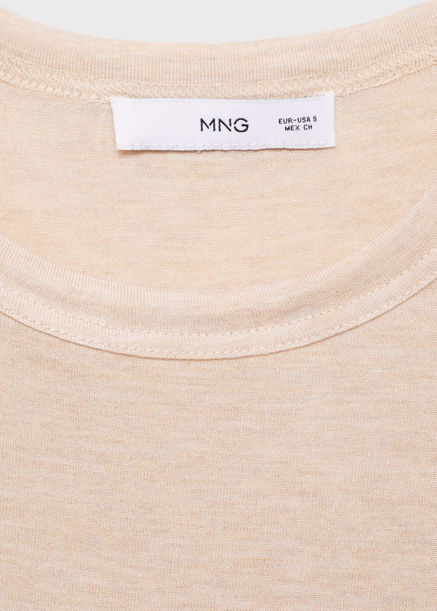 Long-sleeved fitted t-shirt - Details of the article 8