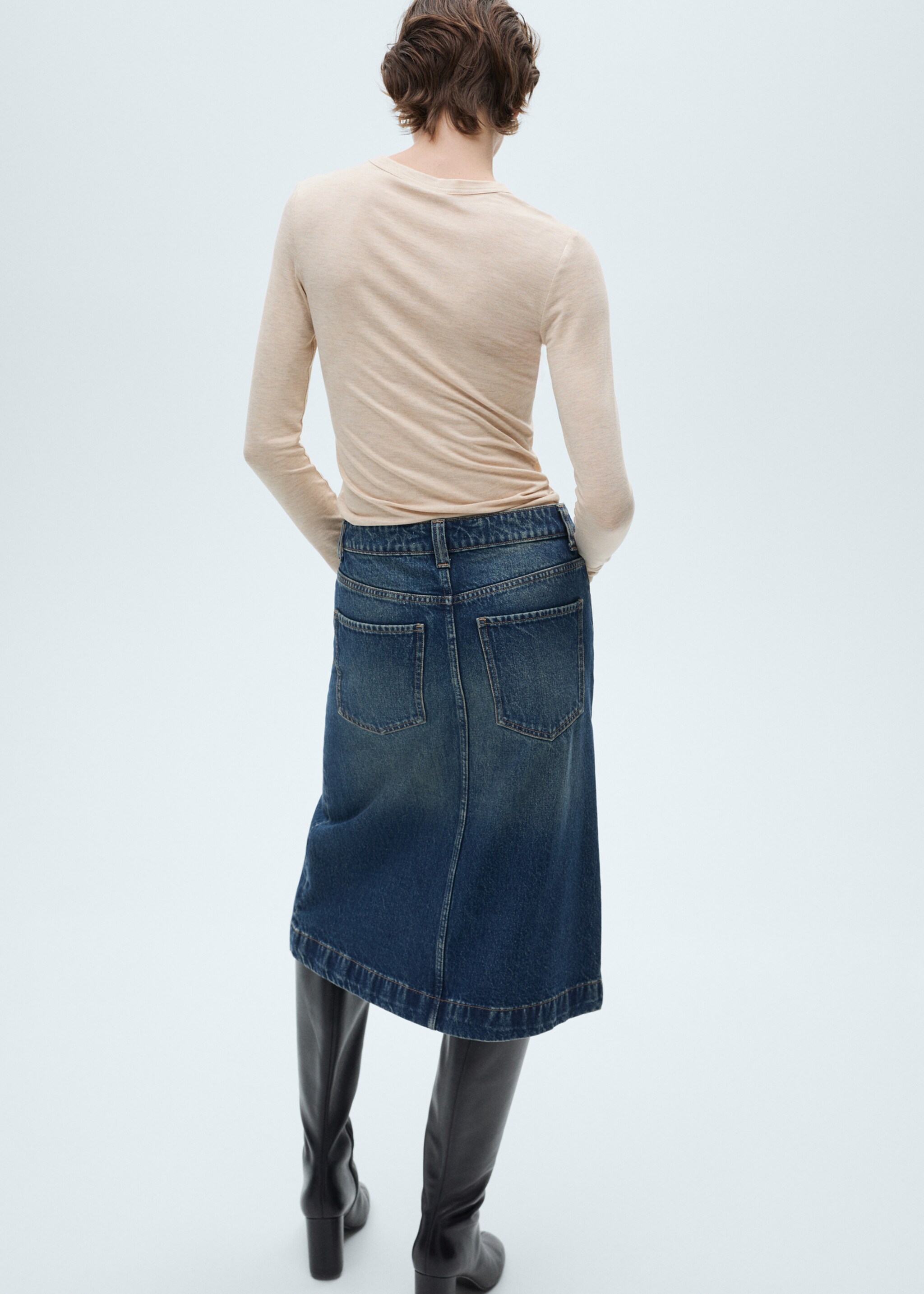 T-shirt ajusté manches longues - Verso de l’article, Sable. Ref: 87010438-00.