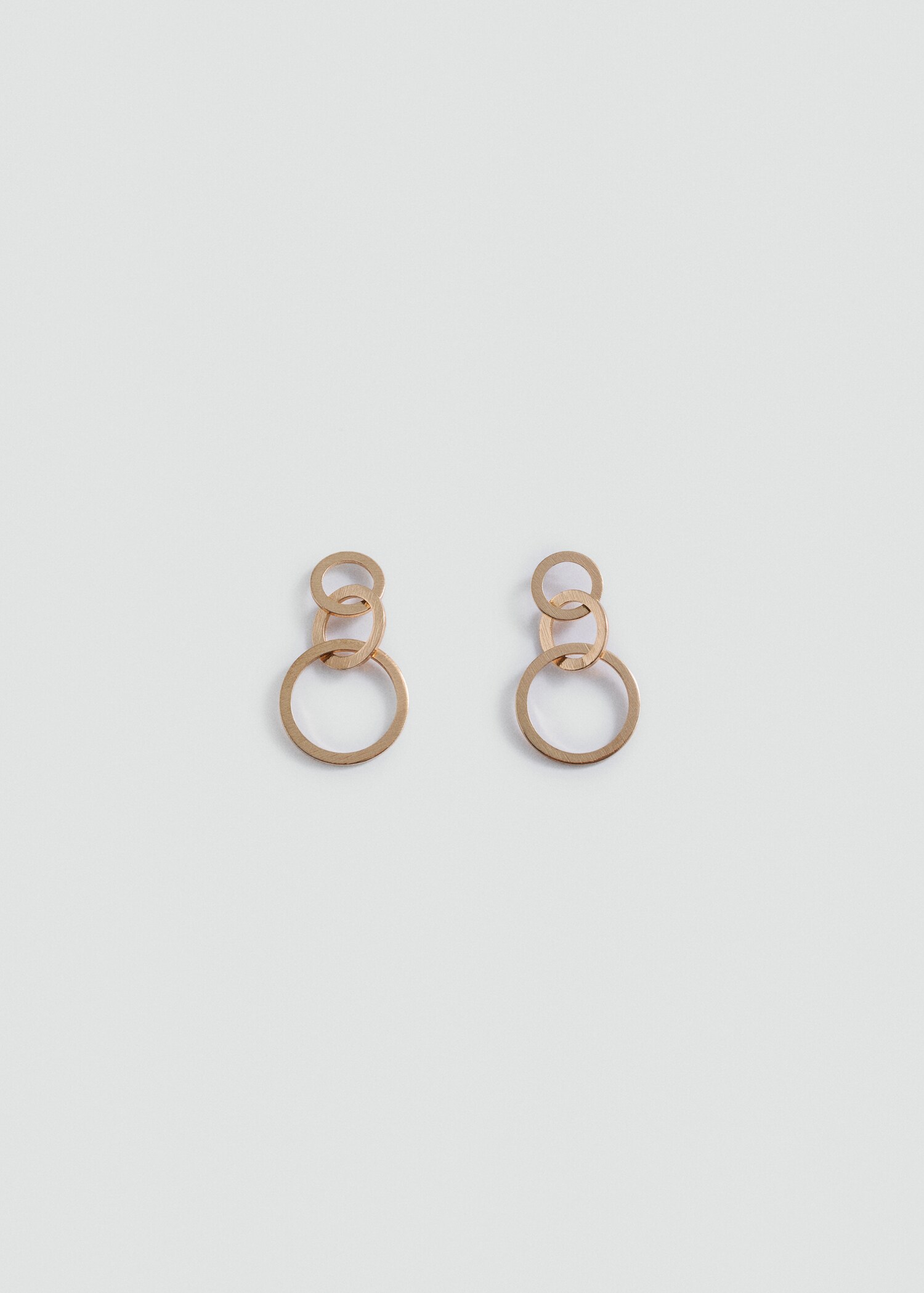 Pendientes aros entrelazados - Artículo sin modelo