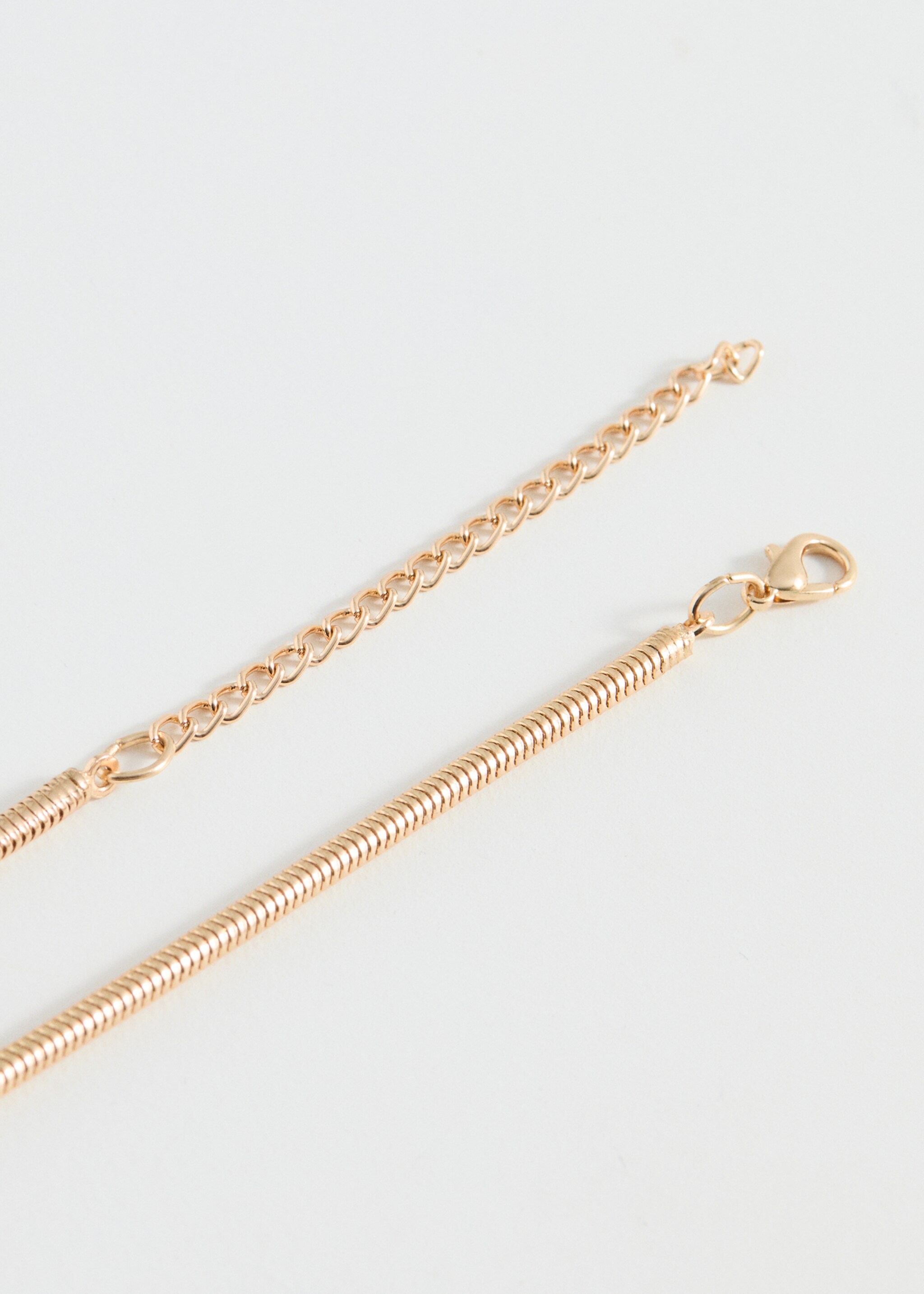 Halskette in Schlangenform - Detail des Artikels 1, Gold. Ref: 87010457-00.