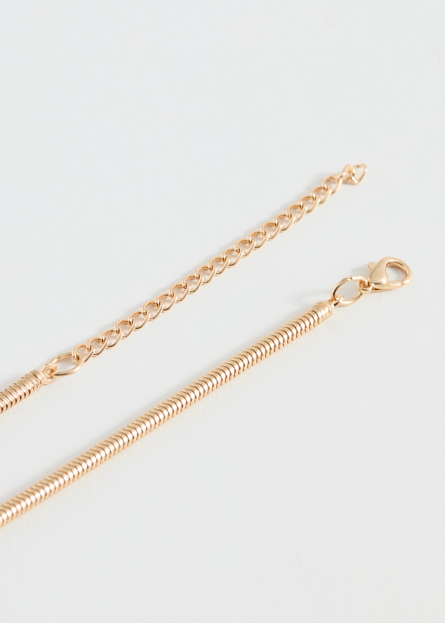 Halskette in Schlangenform - Detail des Artikels 1