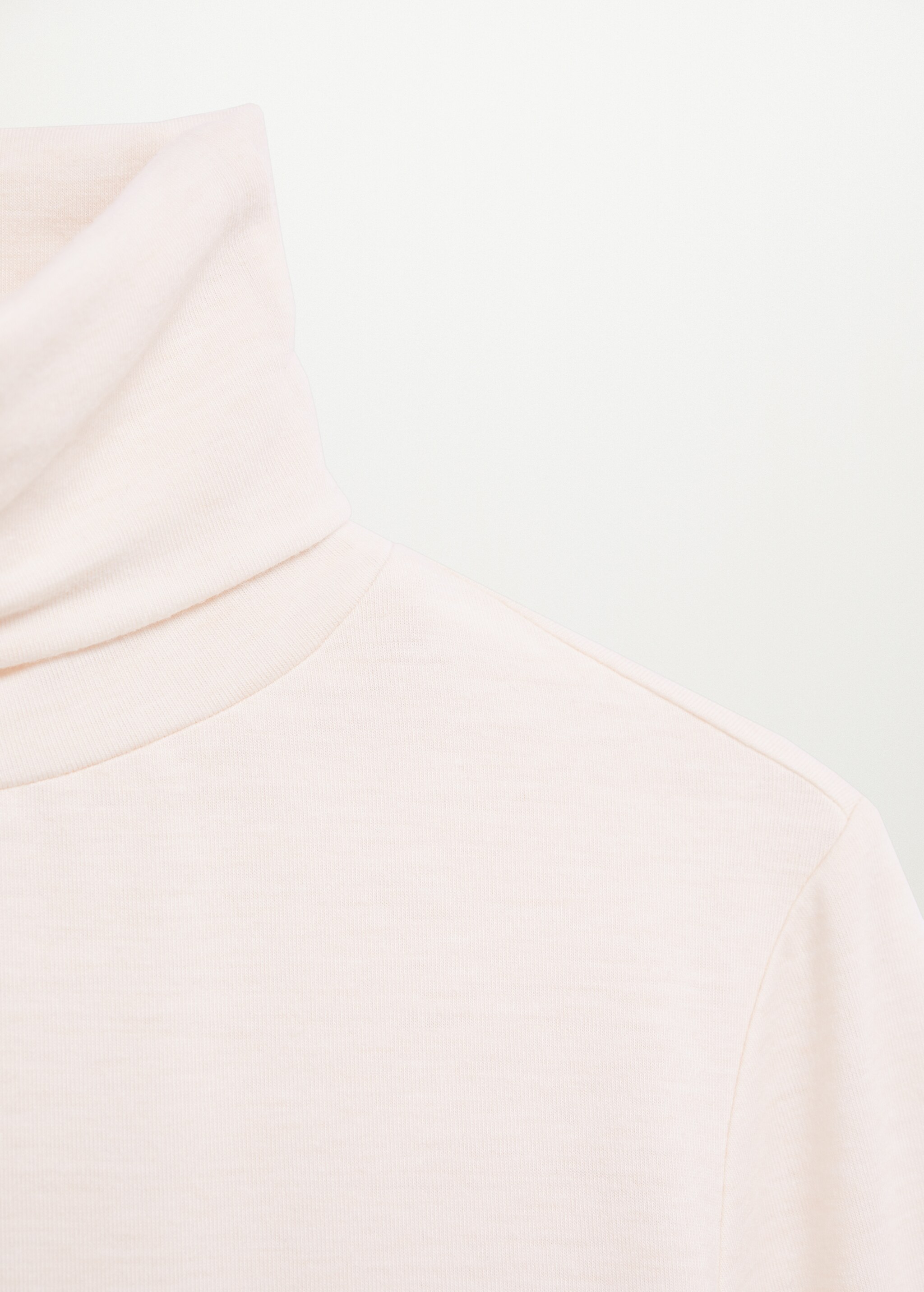 Camiseta cuello alto - Detalle del artículo 8