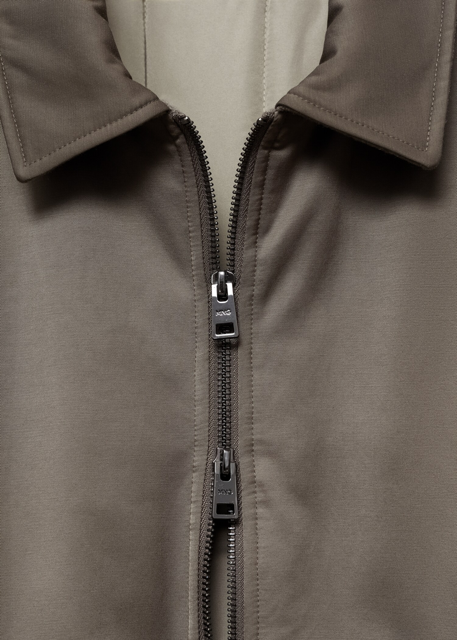 Quilted water repellent jacket - Details of the article 8