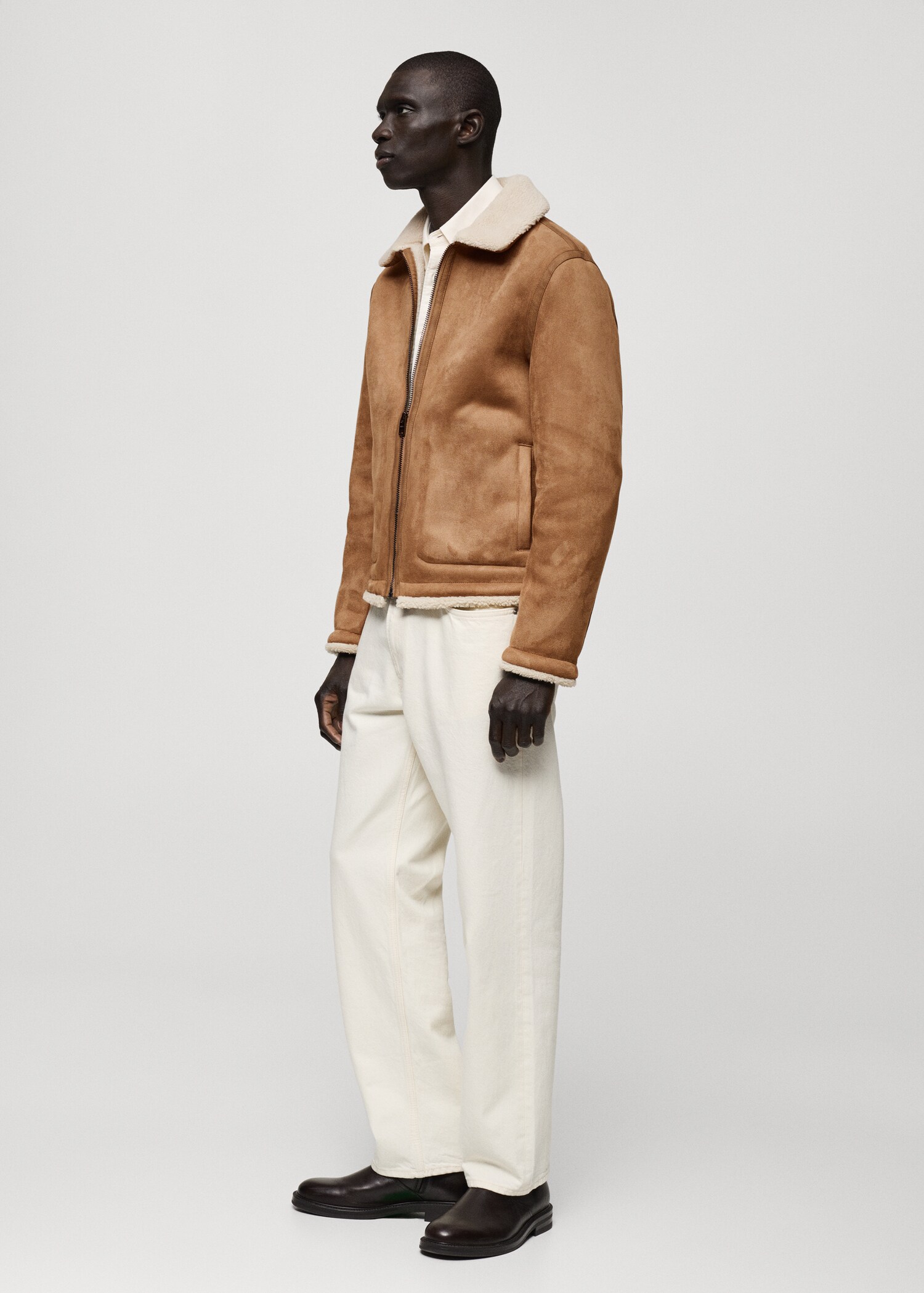 Double face jacket with sheepskin details - Details of the article 2