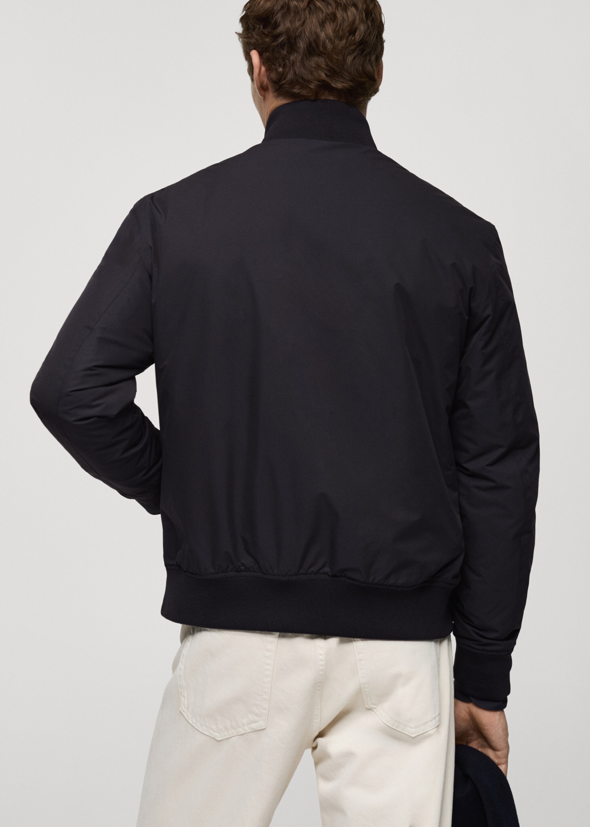 Wasserabweisende Stepp-Bomberjacke - Rückseite des Artikels, Dunkles Marineblau. Ref: 87010580-00.