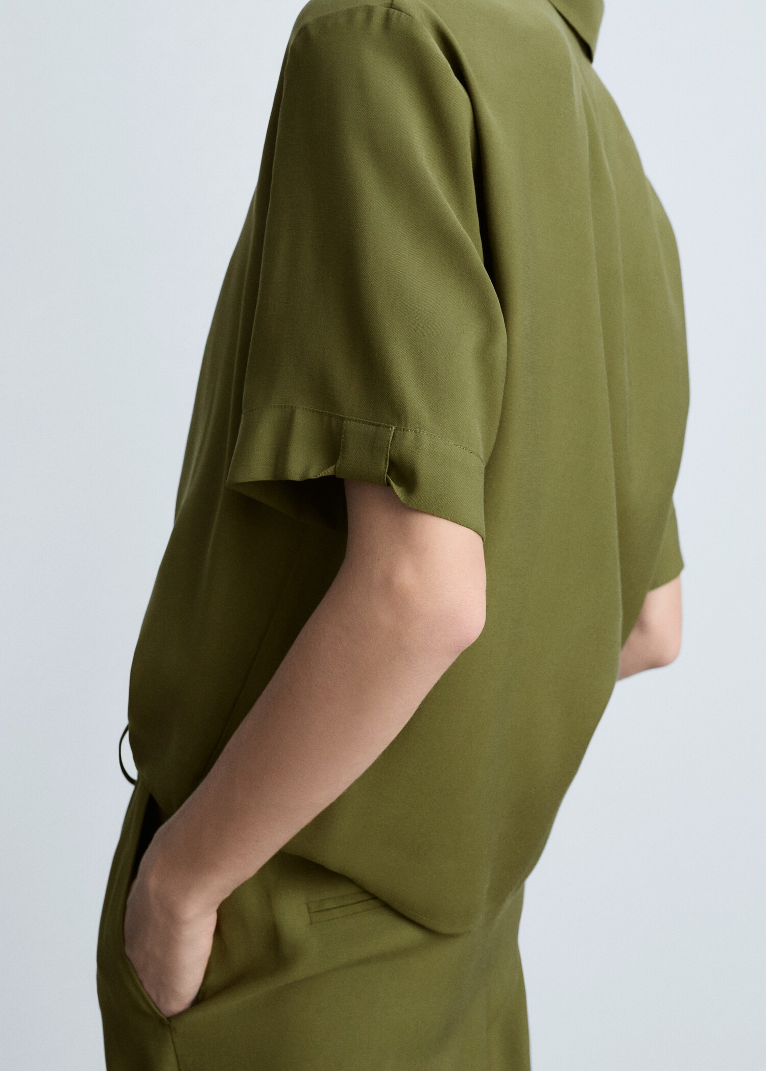 Short sleeve fluid shirt - Details of the article 6